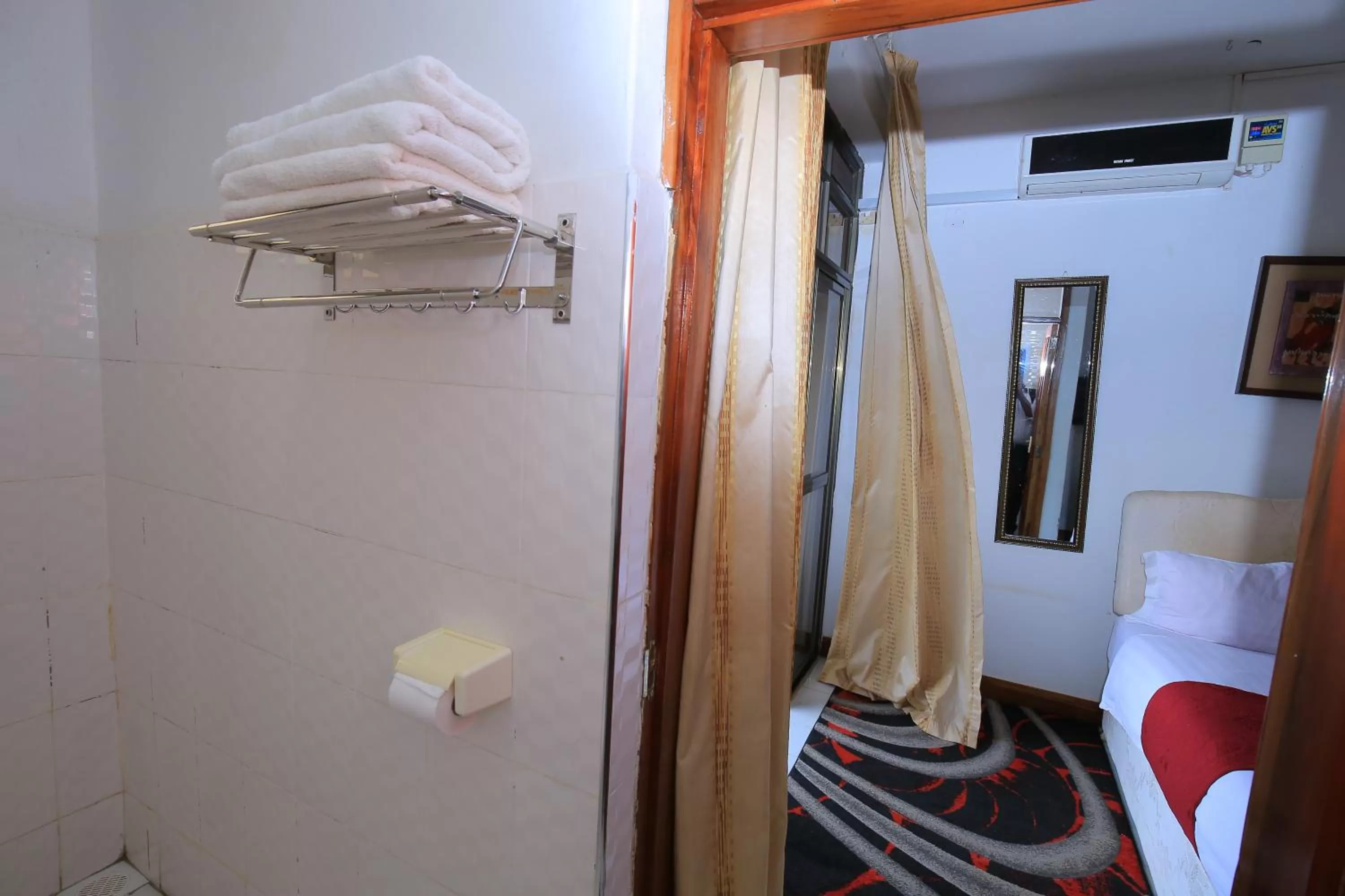 Frontiers Hotel & Conference Entebbe