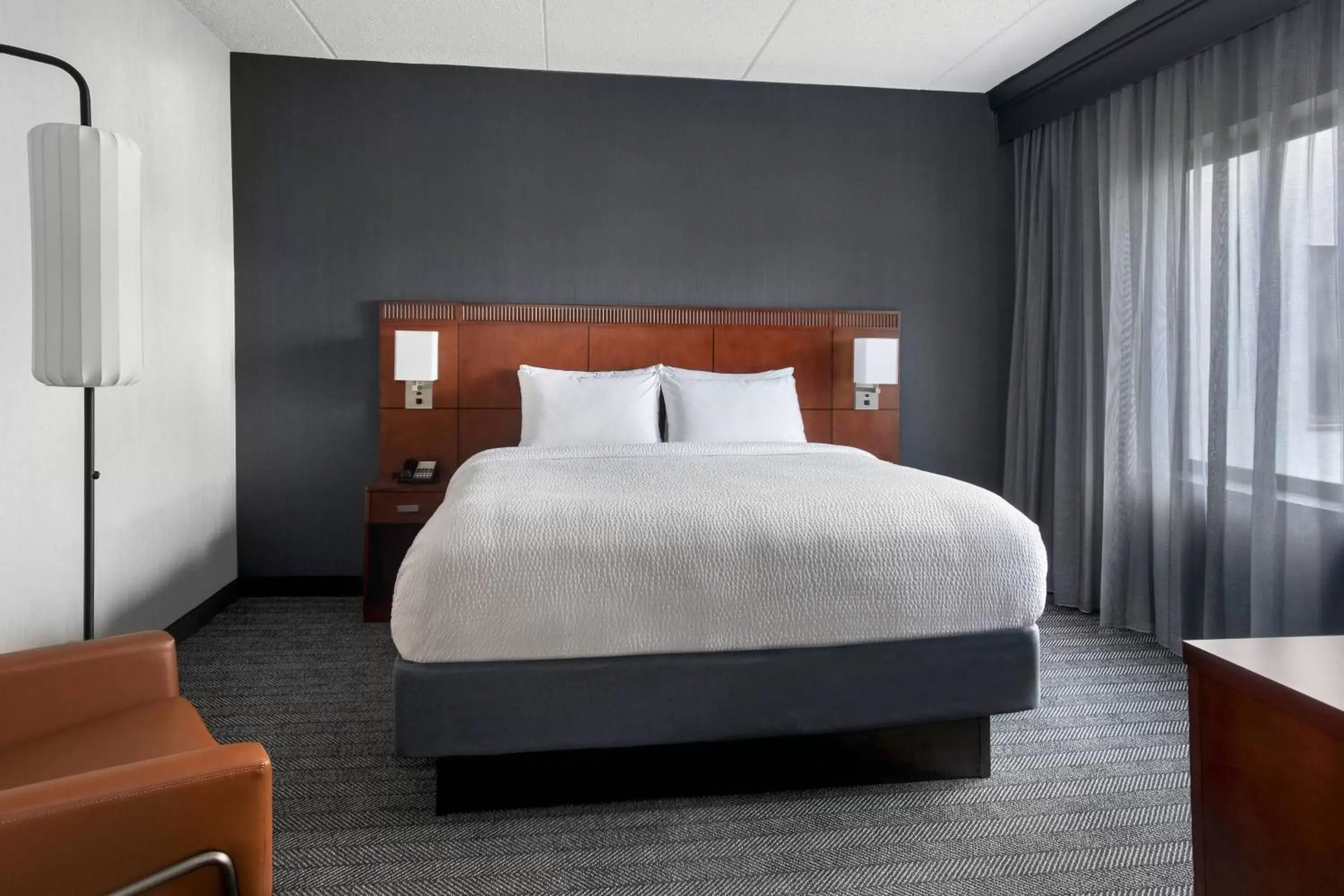 Bedroom, Bed in Courtyard by Marriott Poughkeepsie