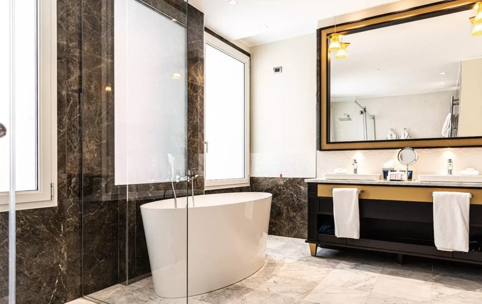 Bath, Bathroom in Palazzo Doglio