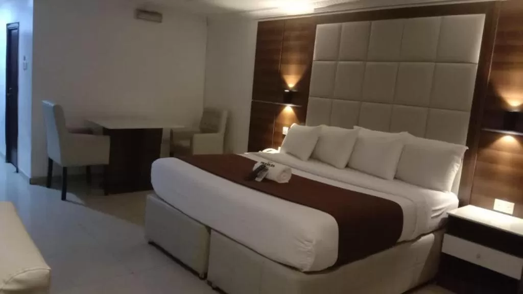 Bed in Presken Hotels @Alade Avenue