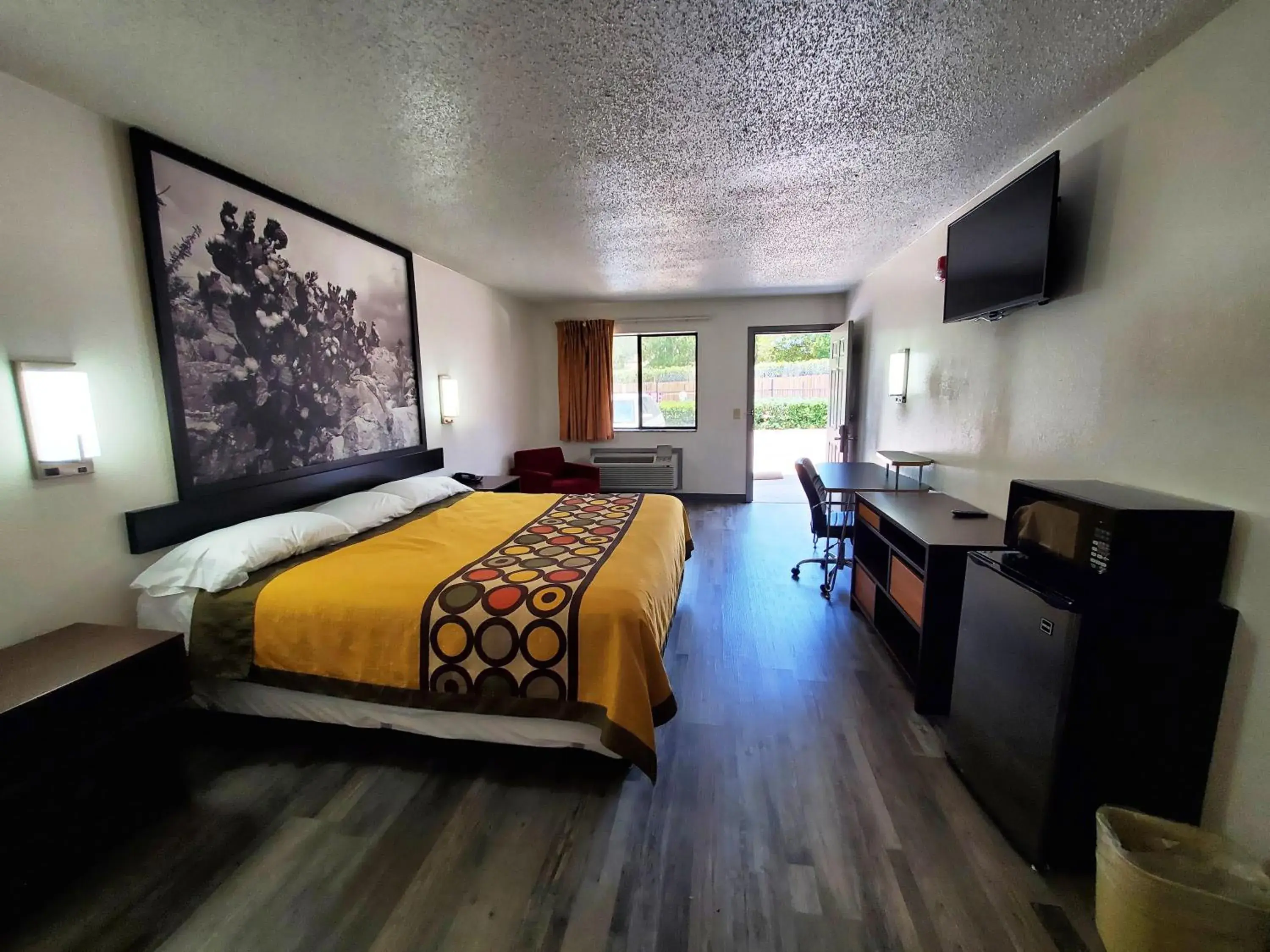 Bed in Highland Inn Bed in Highland Inn