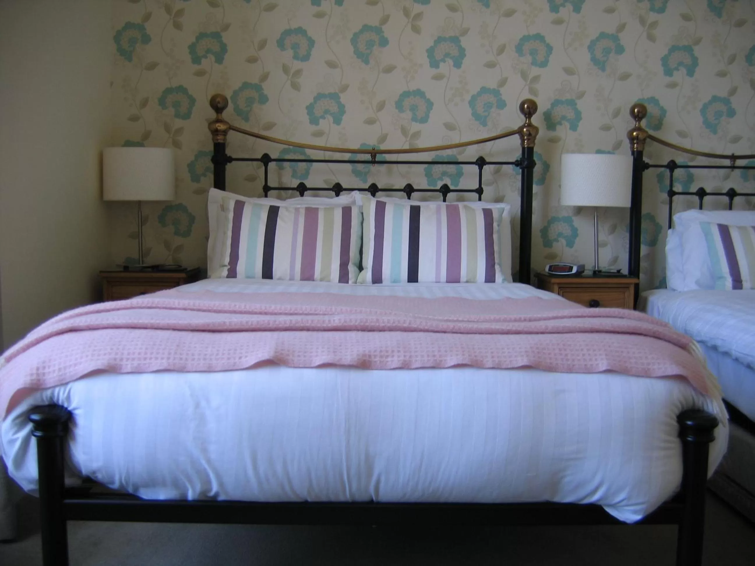 Bedroom, Bed in Yeo Dale Hotel