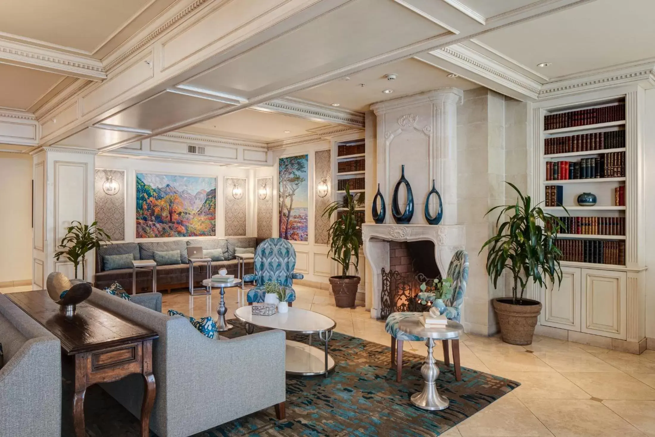 Seating area, Lobby/Reception in Ayres Hotel Seal Beach