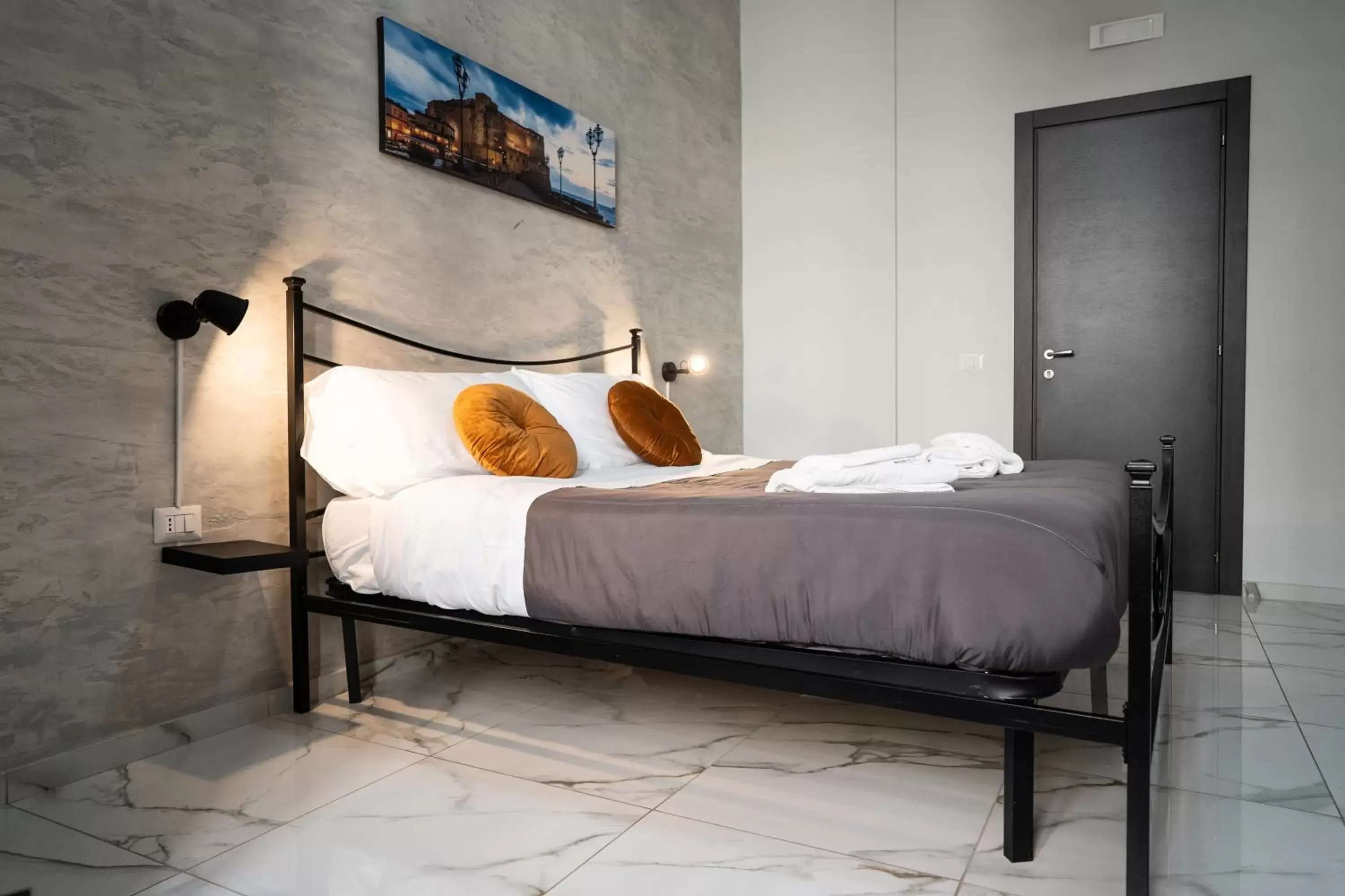 Bedroom, Bed in San Felice Palace