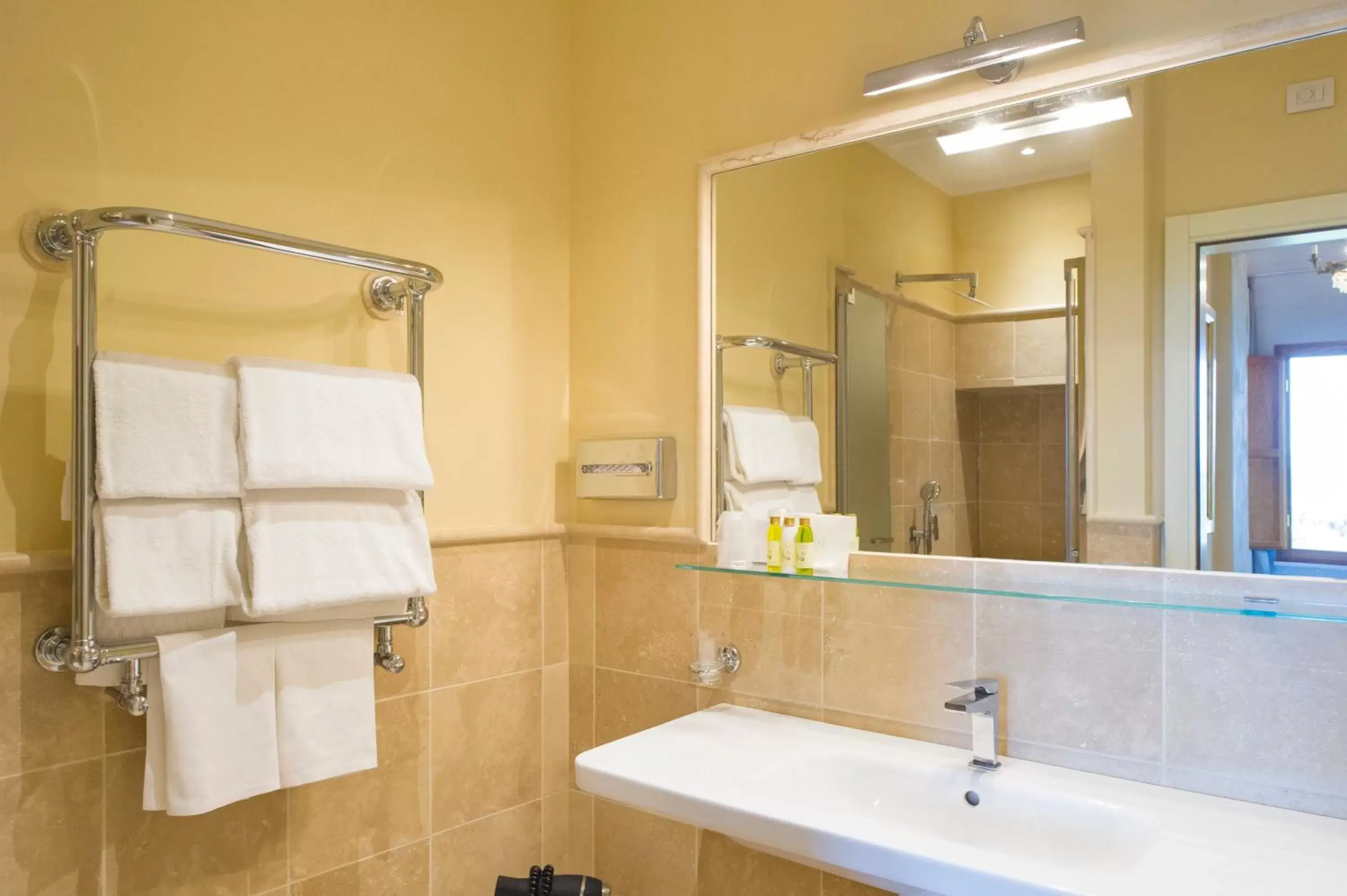 Bathroom in Palazzo Ravizza