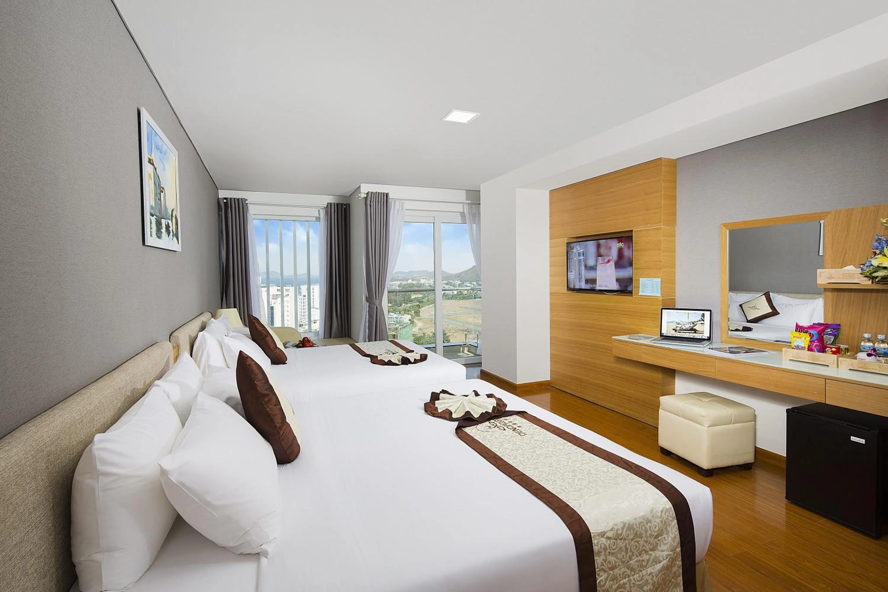 Photo of the whole room, Bed in Dendro Gold Hotel