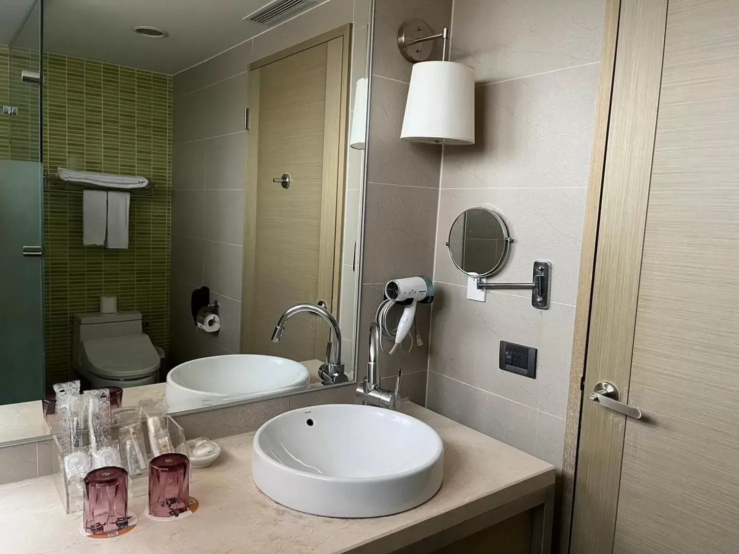 Shower, Bathroom in Fullon Hotel Kaohsiung