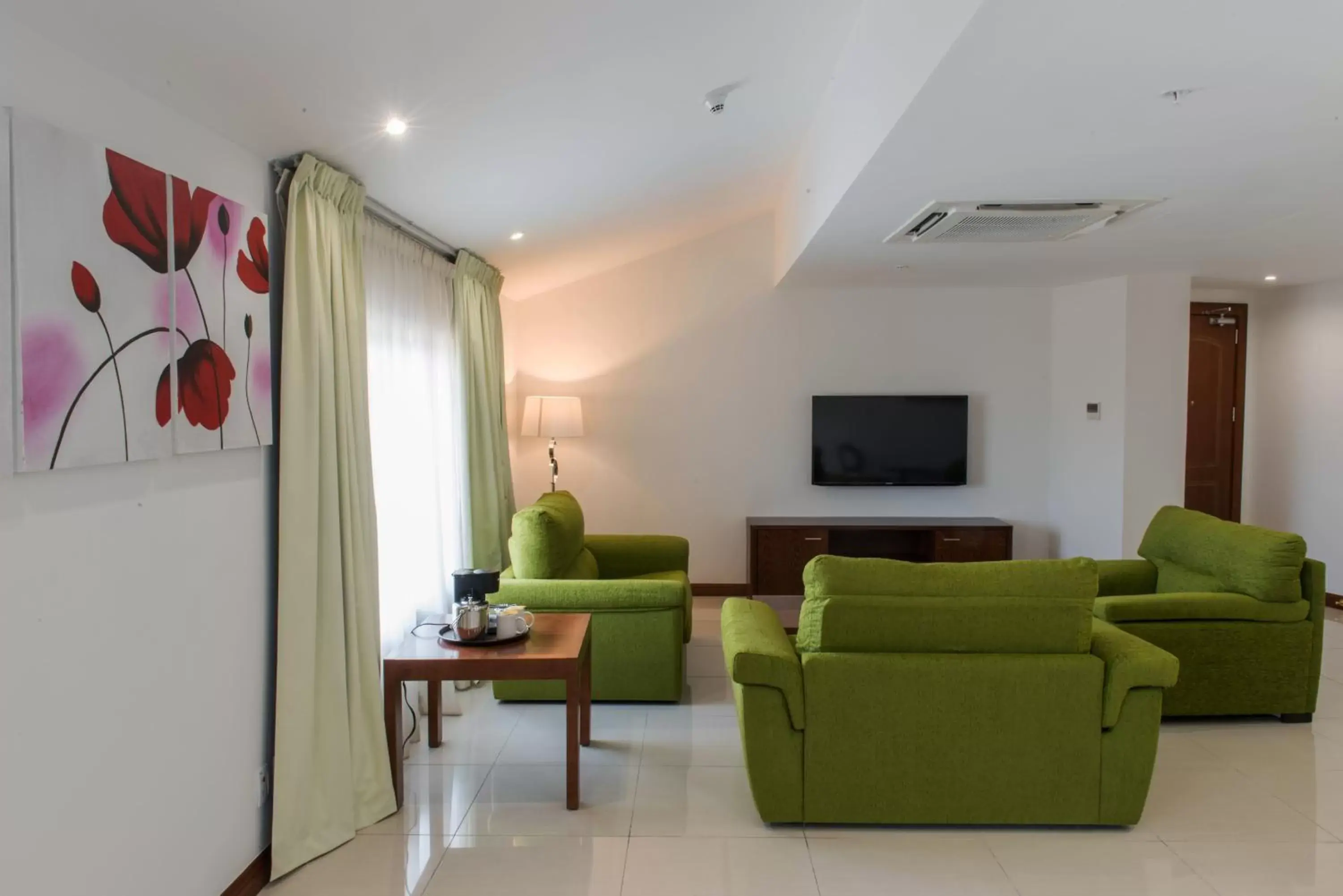 Living room, Seating Area in Ramada by Wyndham Princess Paramaribo