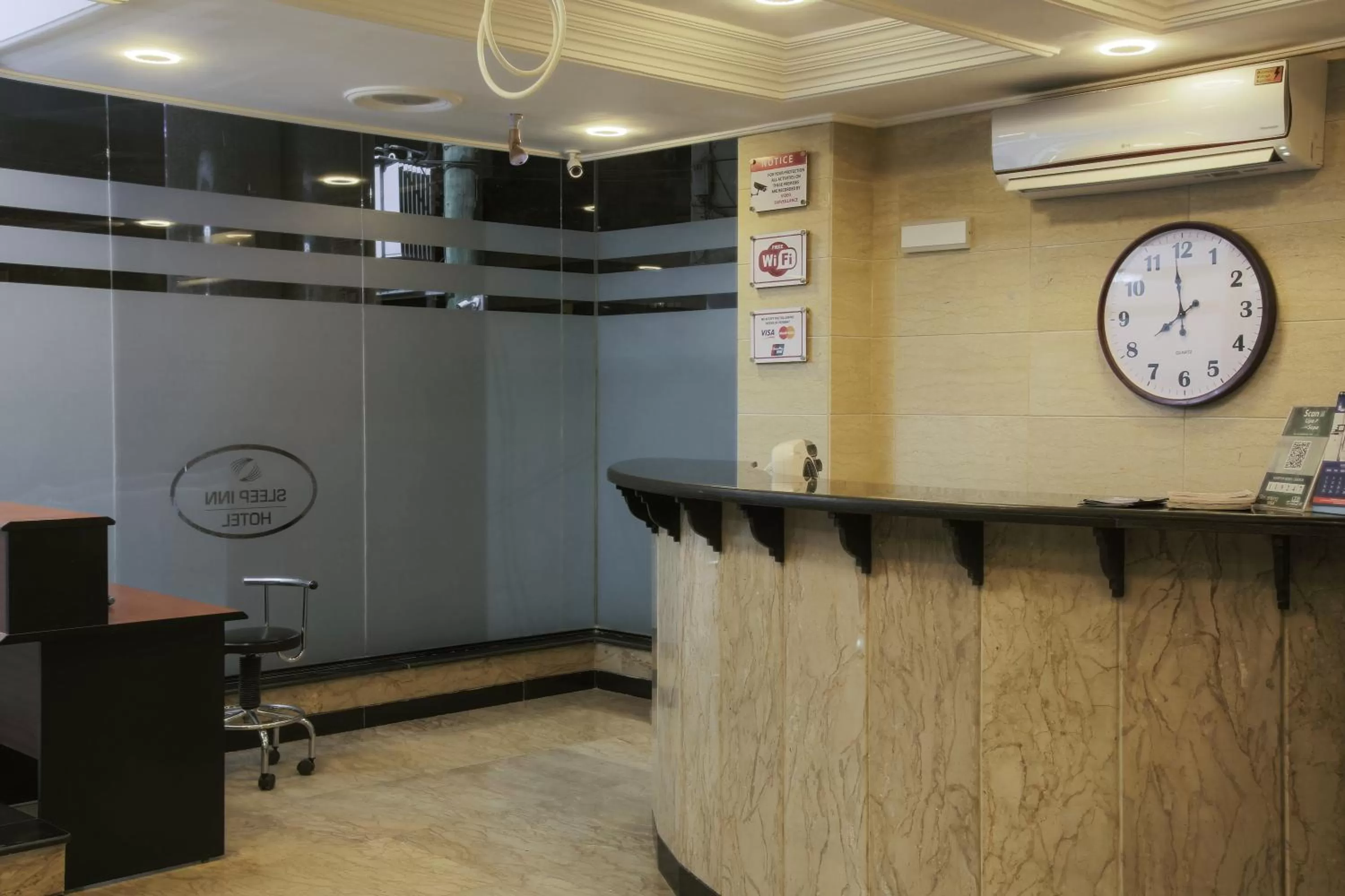 Lobby or reception in Sleep Inn Hotel - City Centre