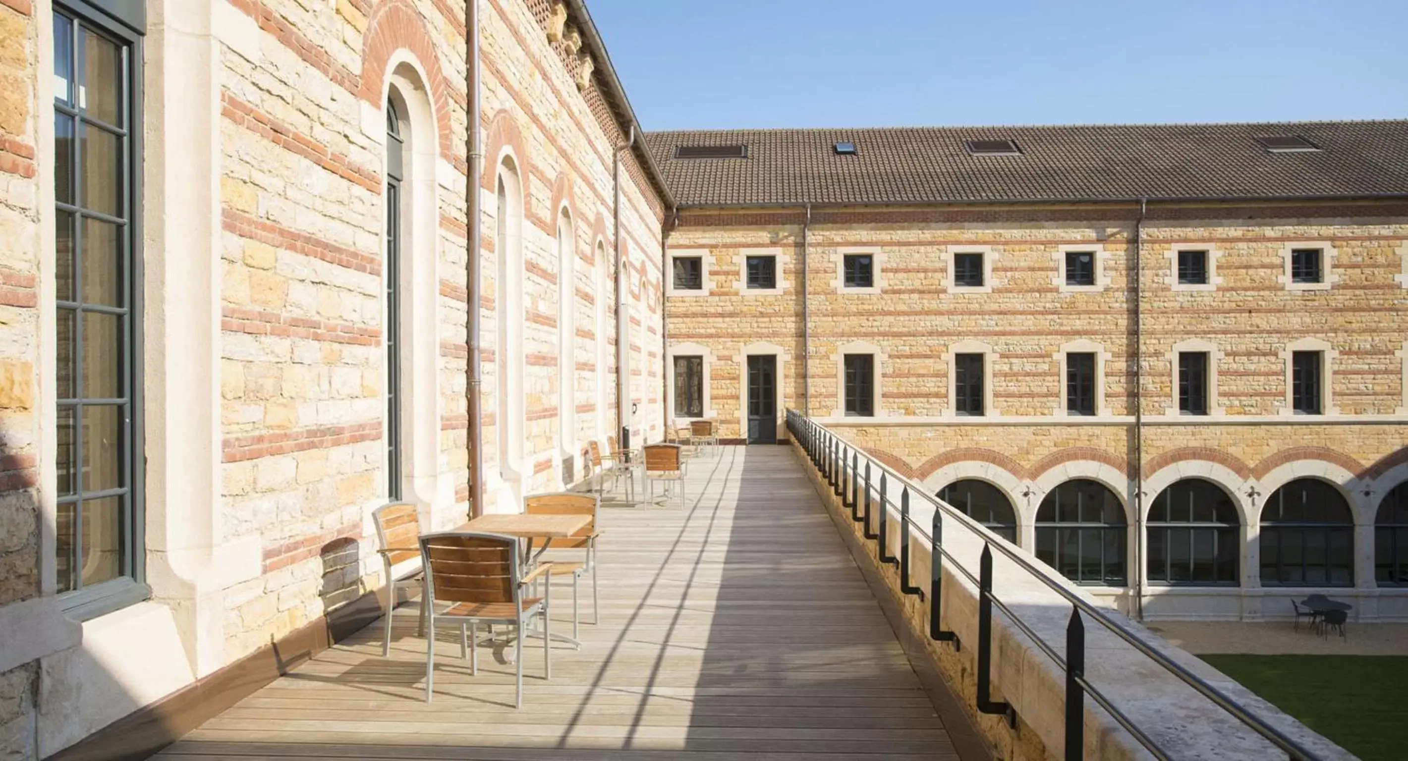 Patio in Fourvière Hôtel