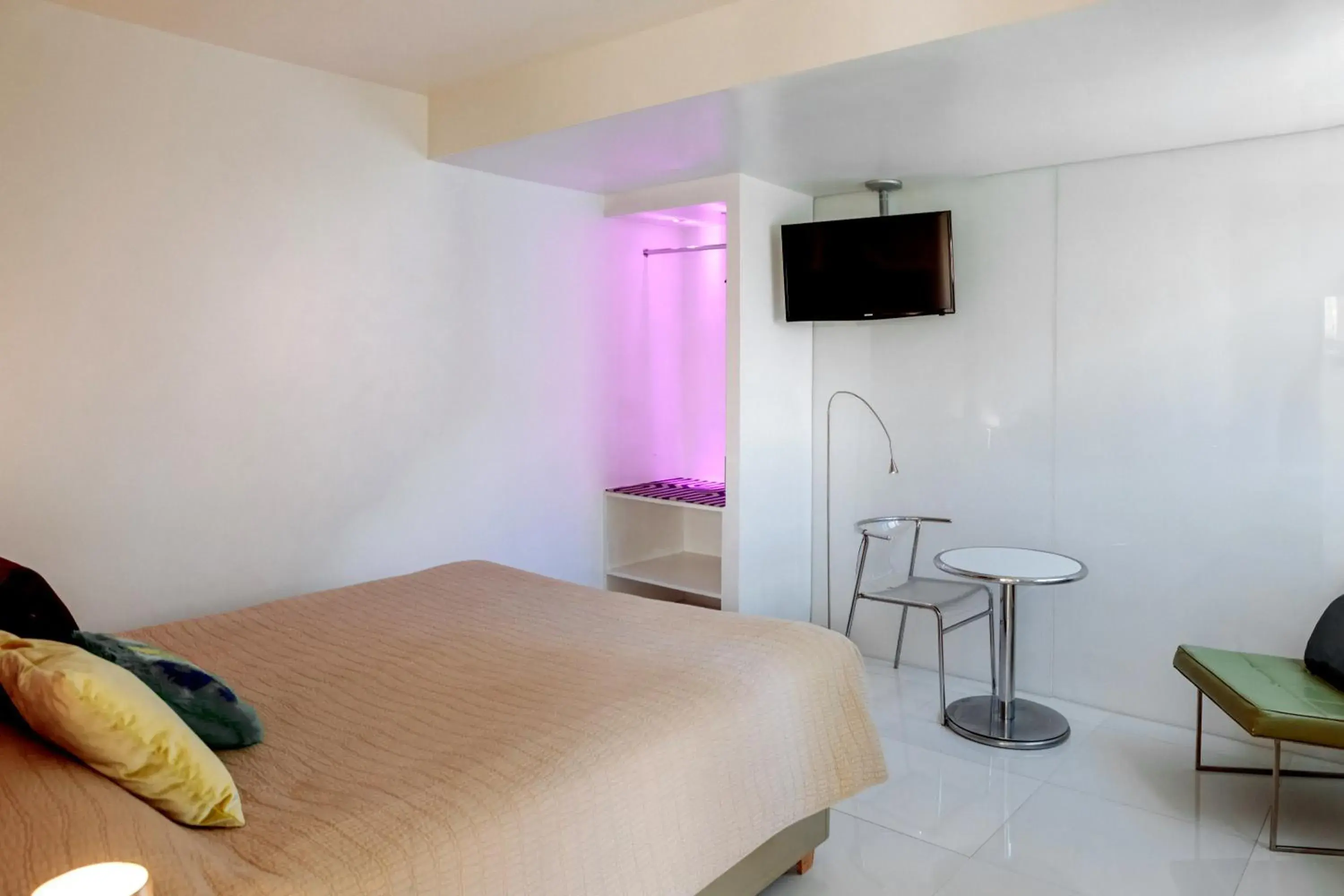 TV and multimedia, Bed in Lisbon Art Stay Apartments Baixa
