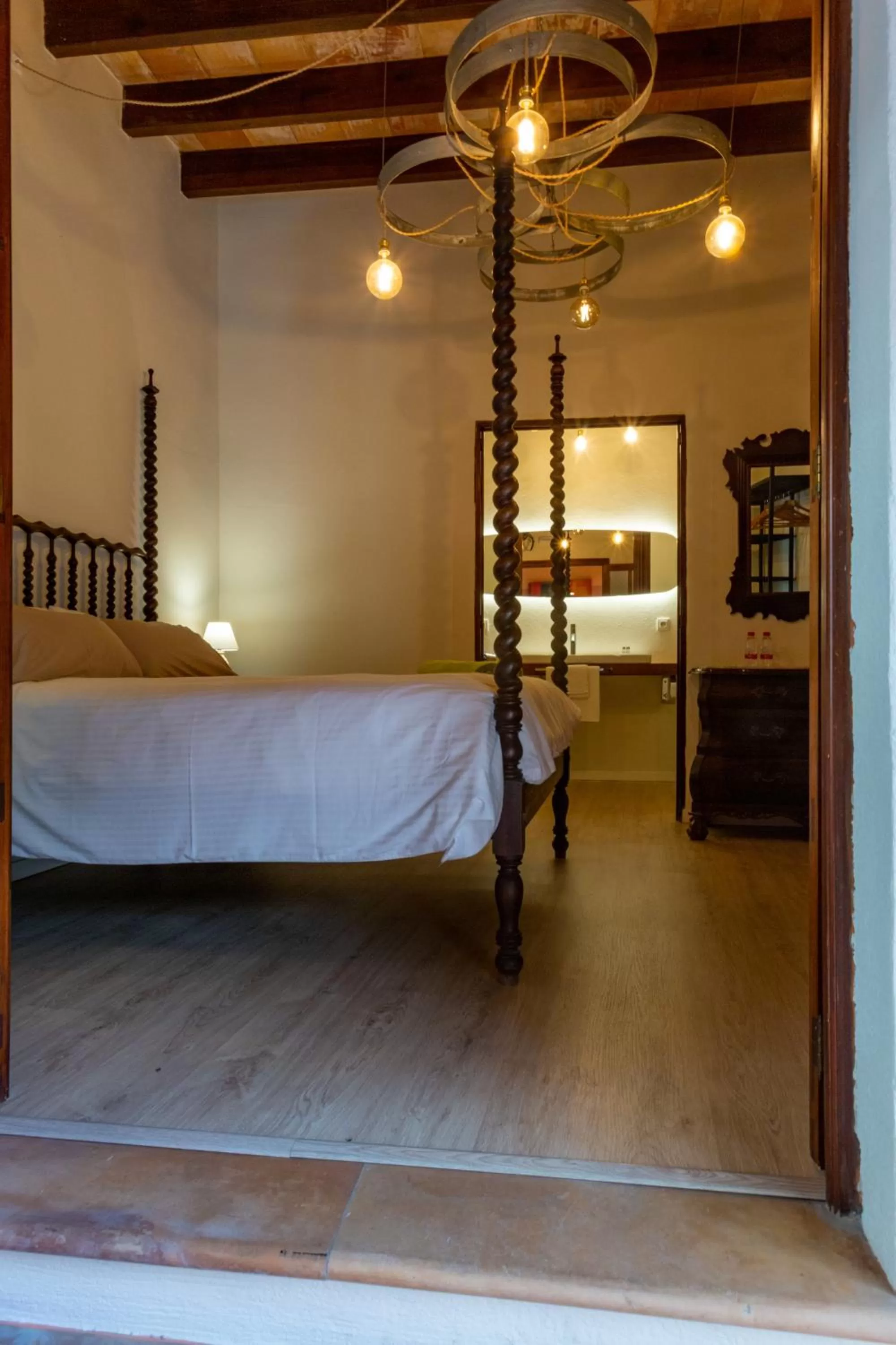 Photo of the whole room, Bed in Sa Barcella TI 64