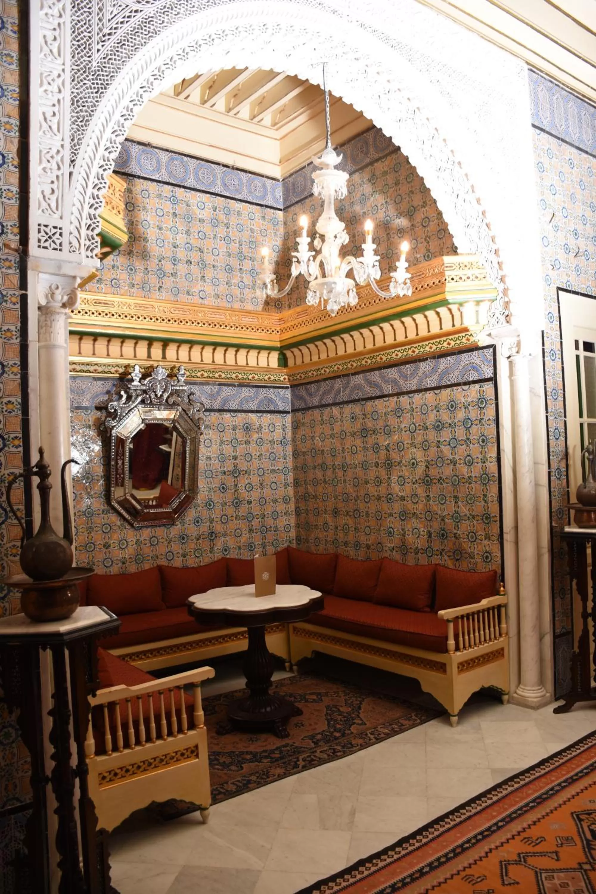 Seating area in Palais Bayram