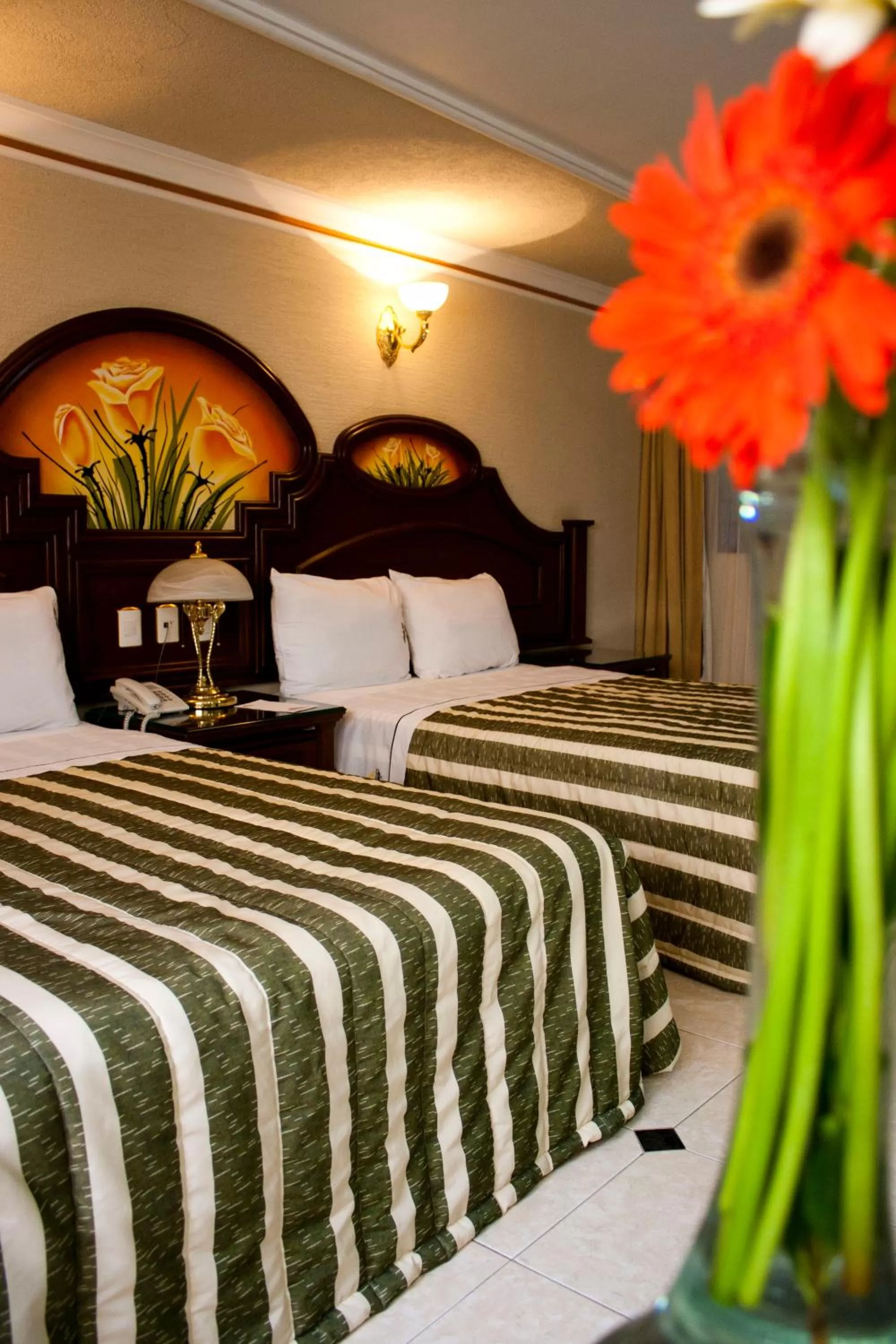 Photo of the whole room in Hotel Casino Plaza