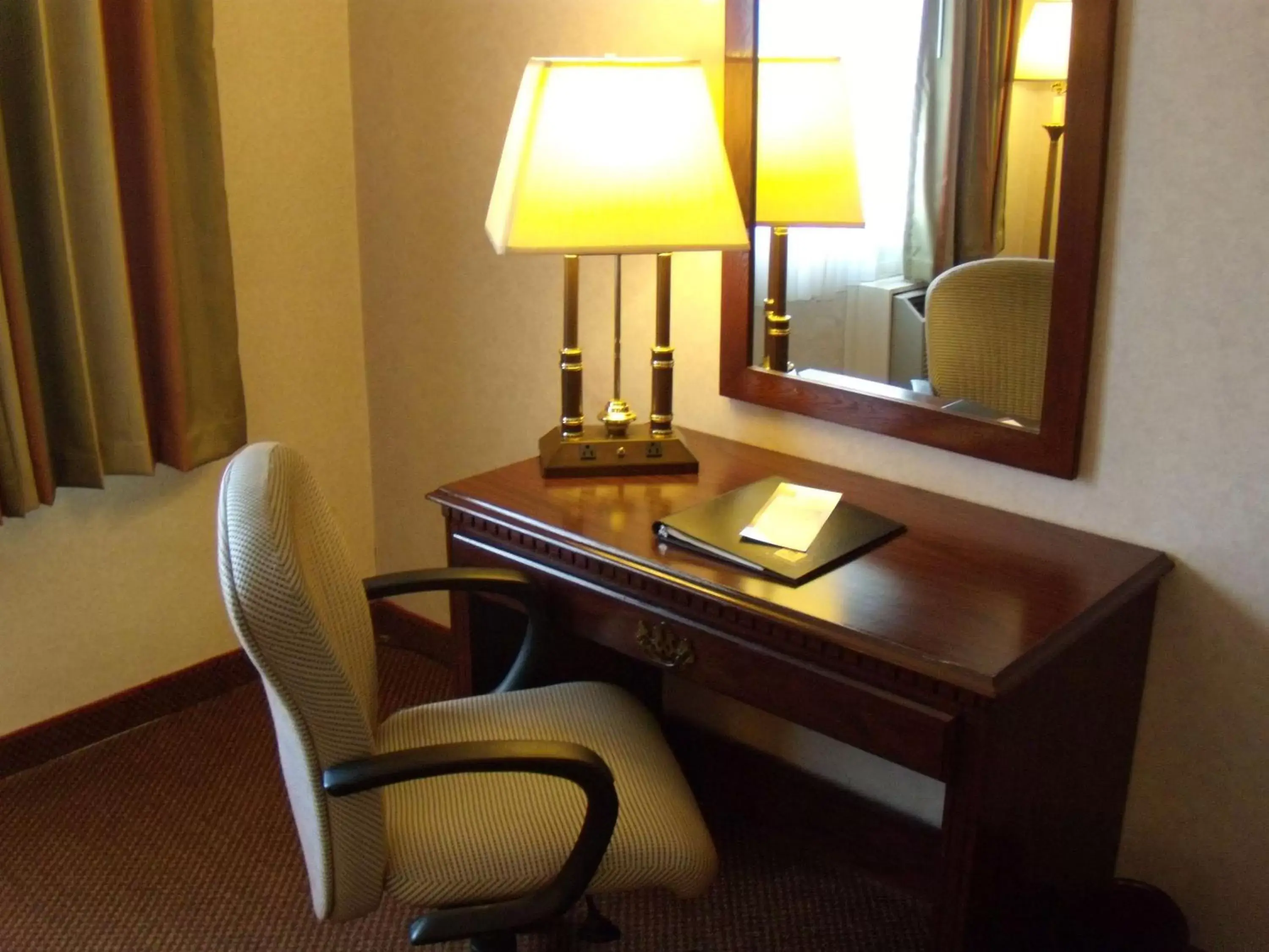Other, Seating Area in SureStay Hotel by Best Western SeaTac Airport North