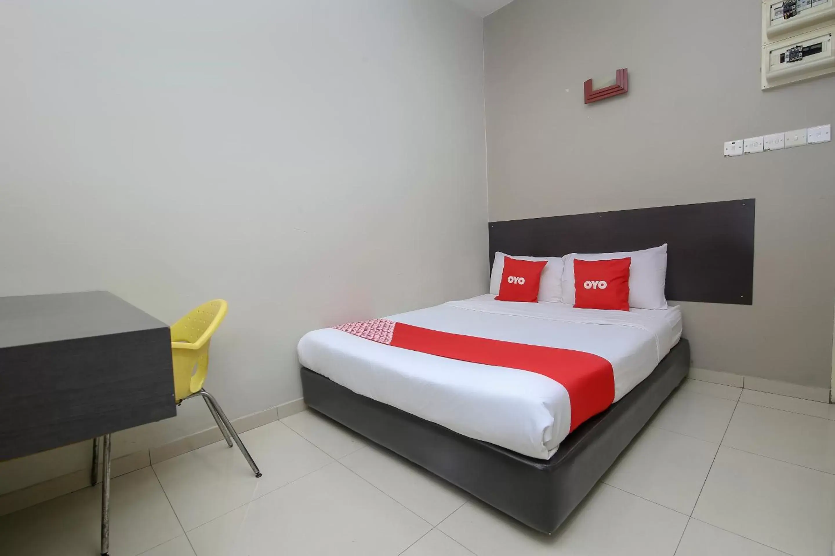 Bedroom, Bed in OYO 89959 Nice Stay Three Six Five Services