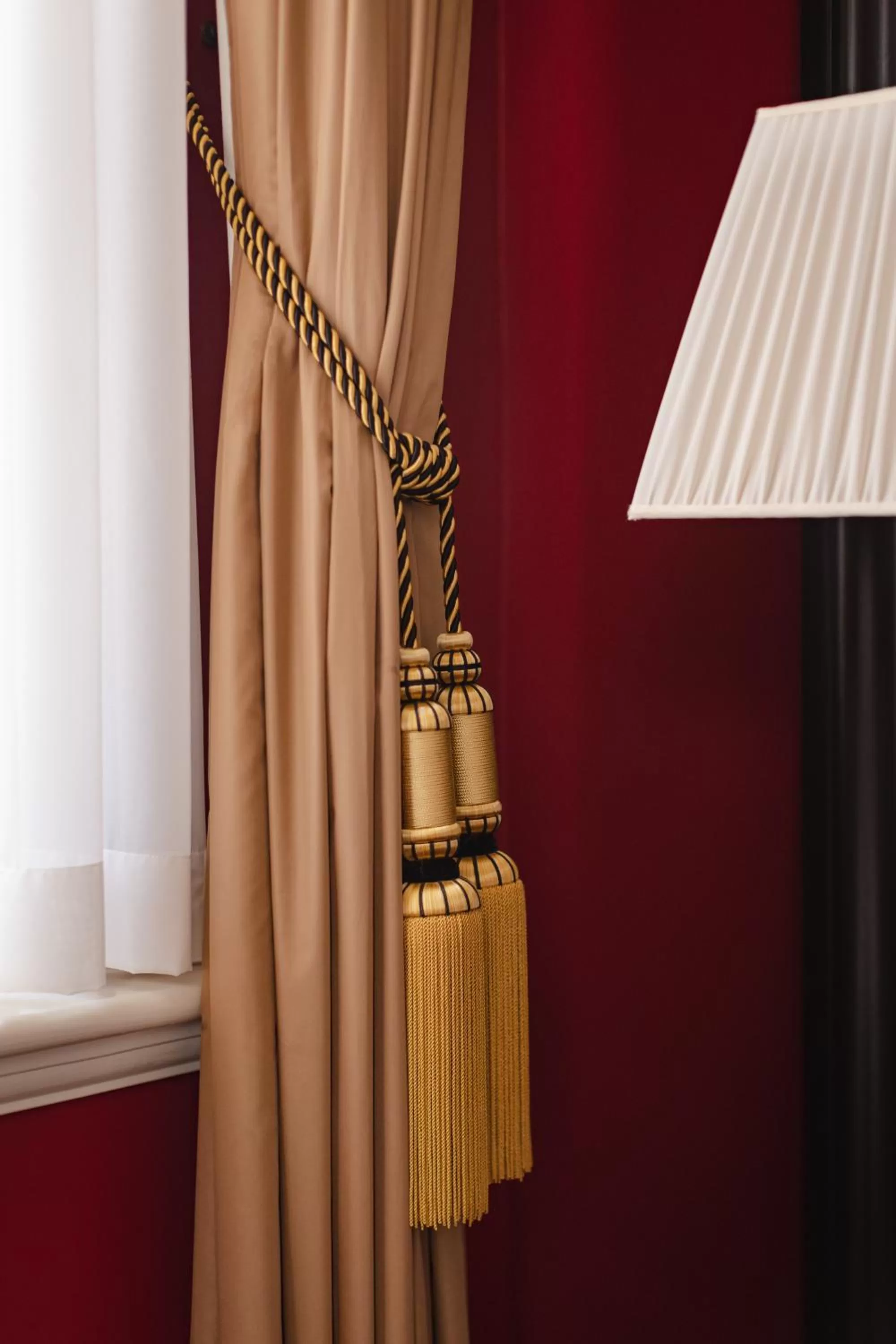 Decorative detail in L'oscar London