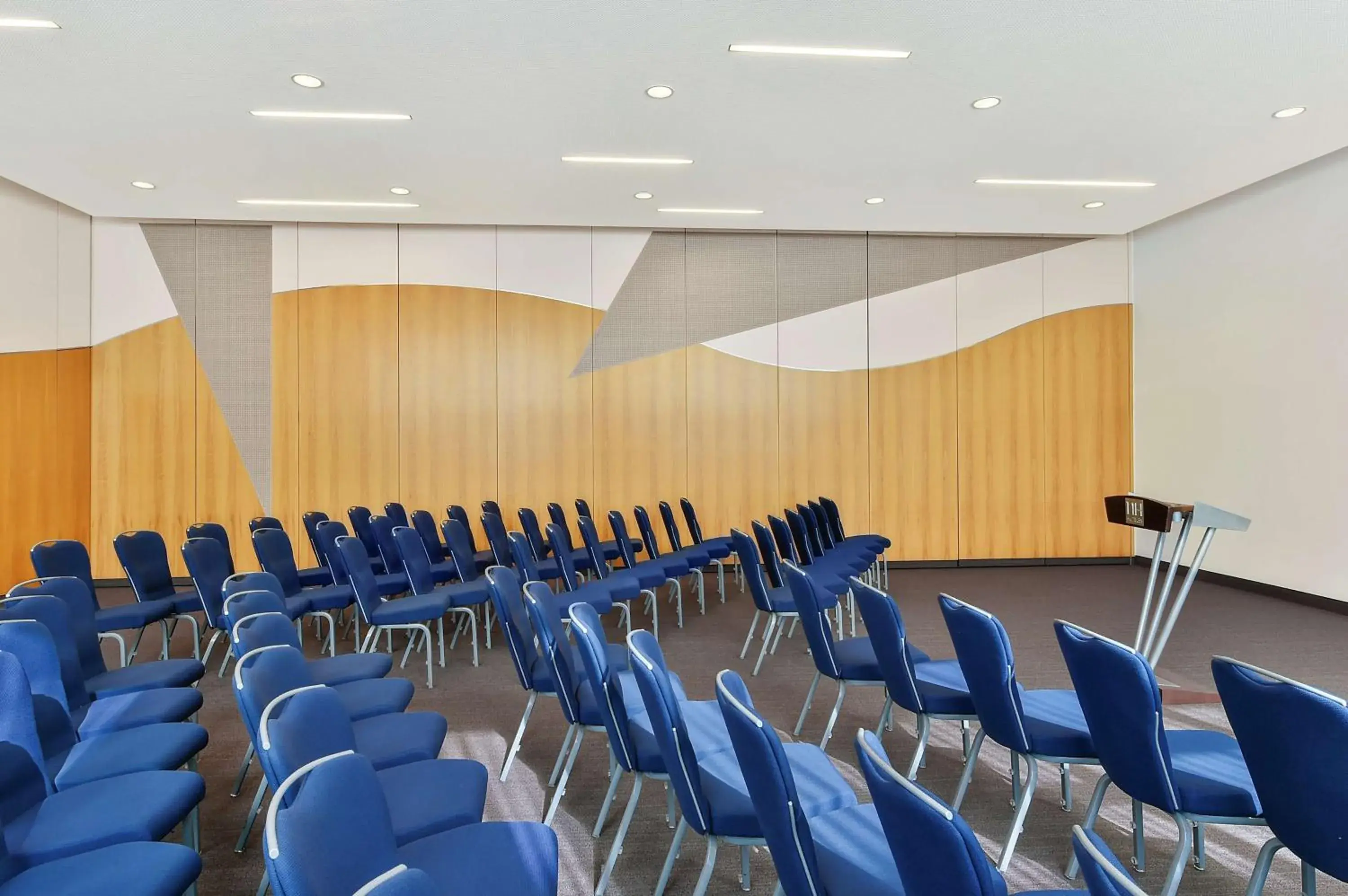 Meeting/conference room in NH Mannheim Viernheim