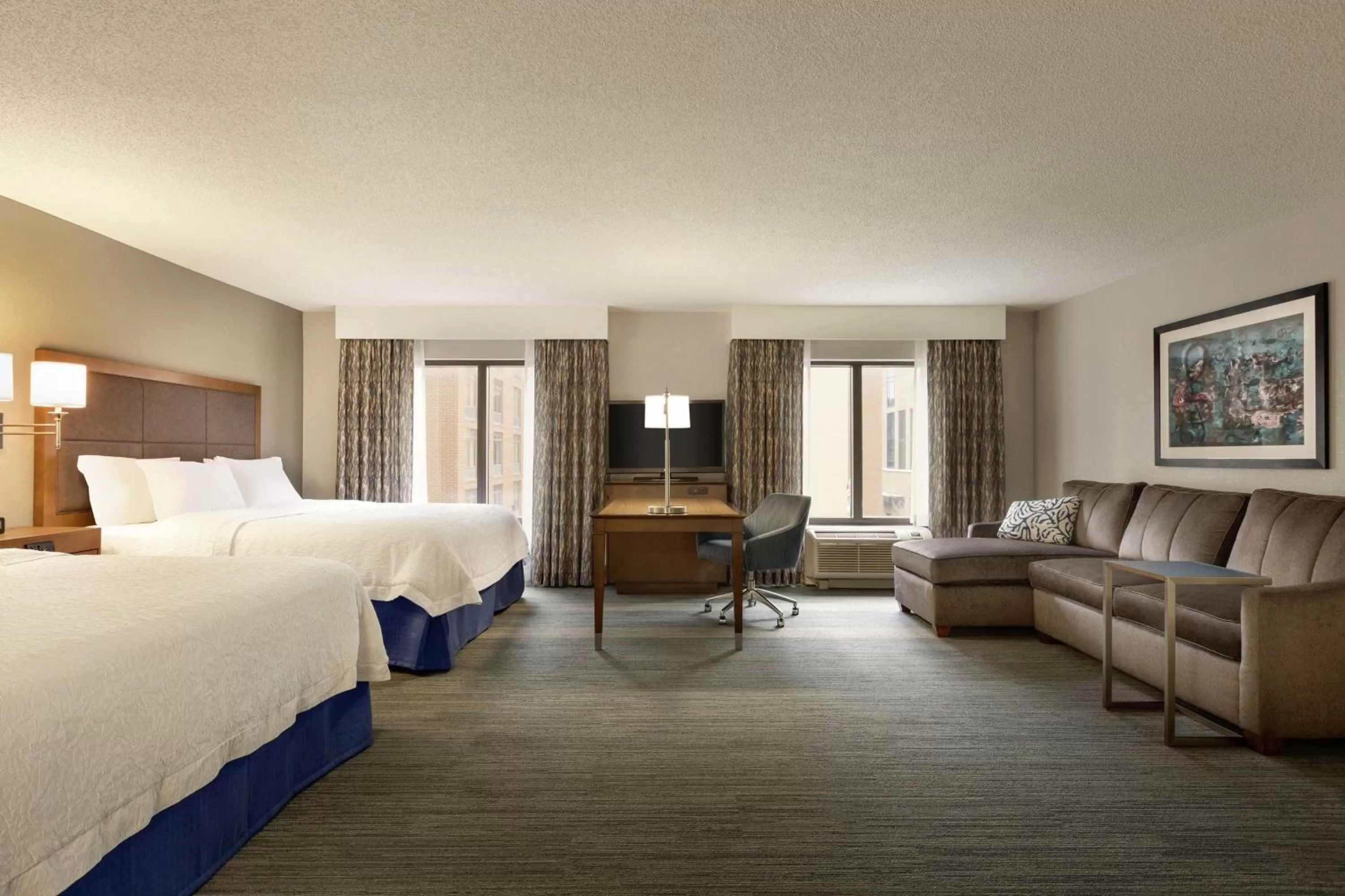 Bedroom, Bed in Hampton Inn & Suites Nashville-Downtown