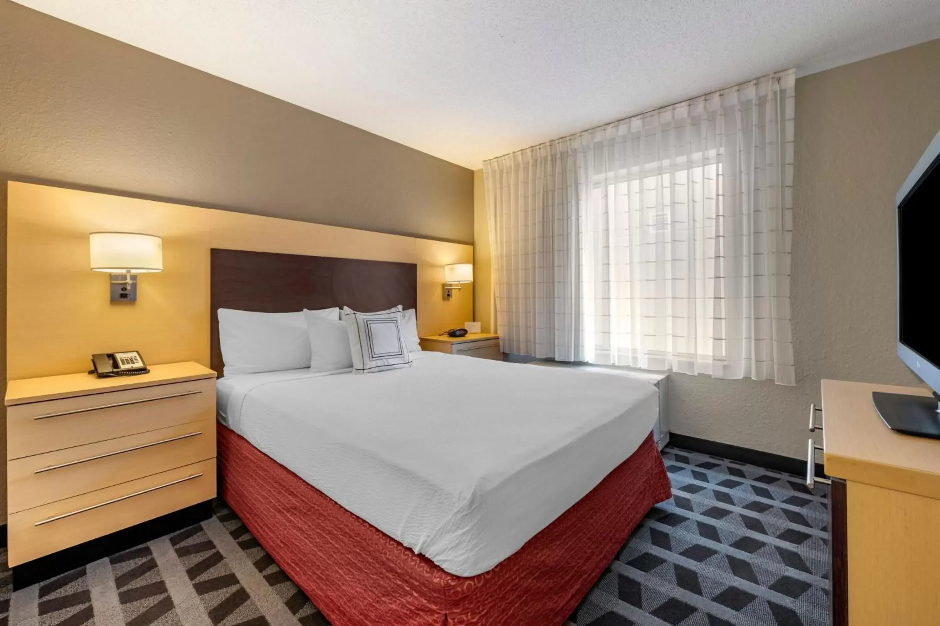 Bedroom, Bed in TownePlace Suites by Marriott Vincennes