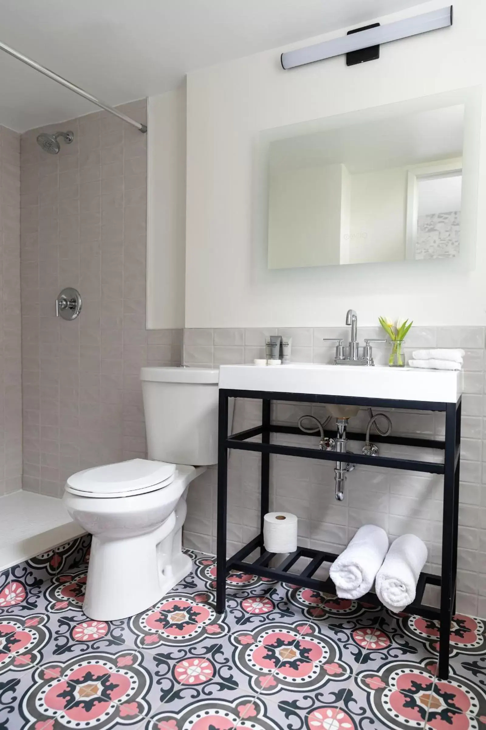 Bathroom in Pembroke Inn