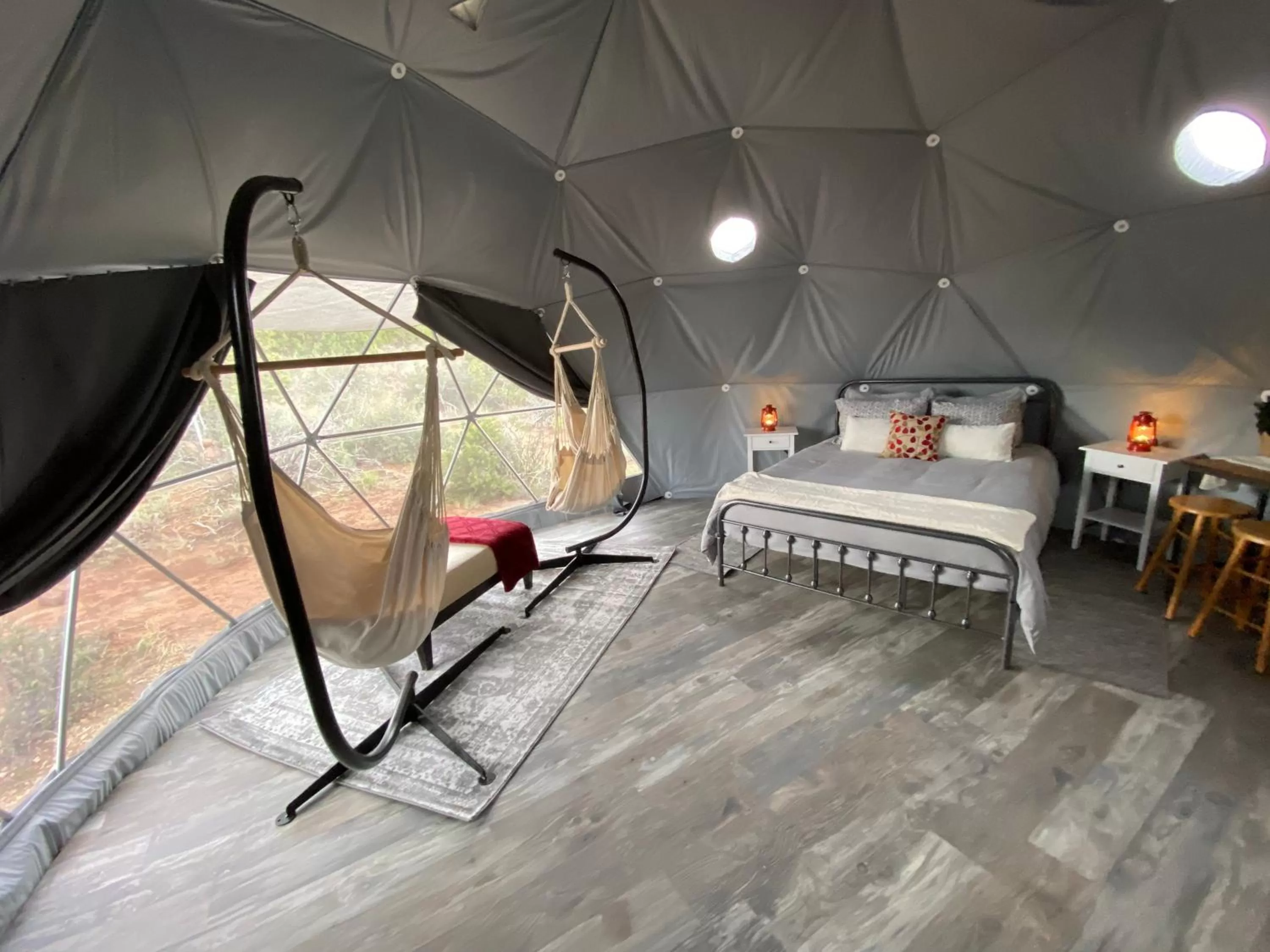 Bed in Blue Mountain Domes - The WOW Experience