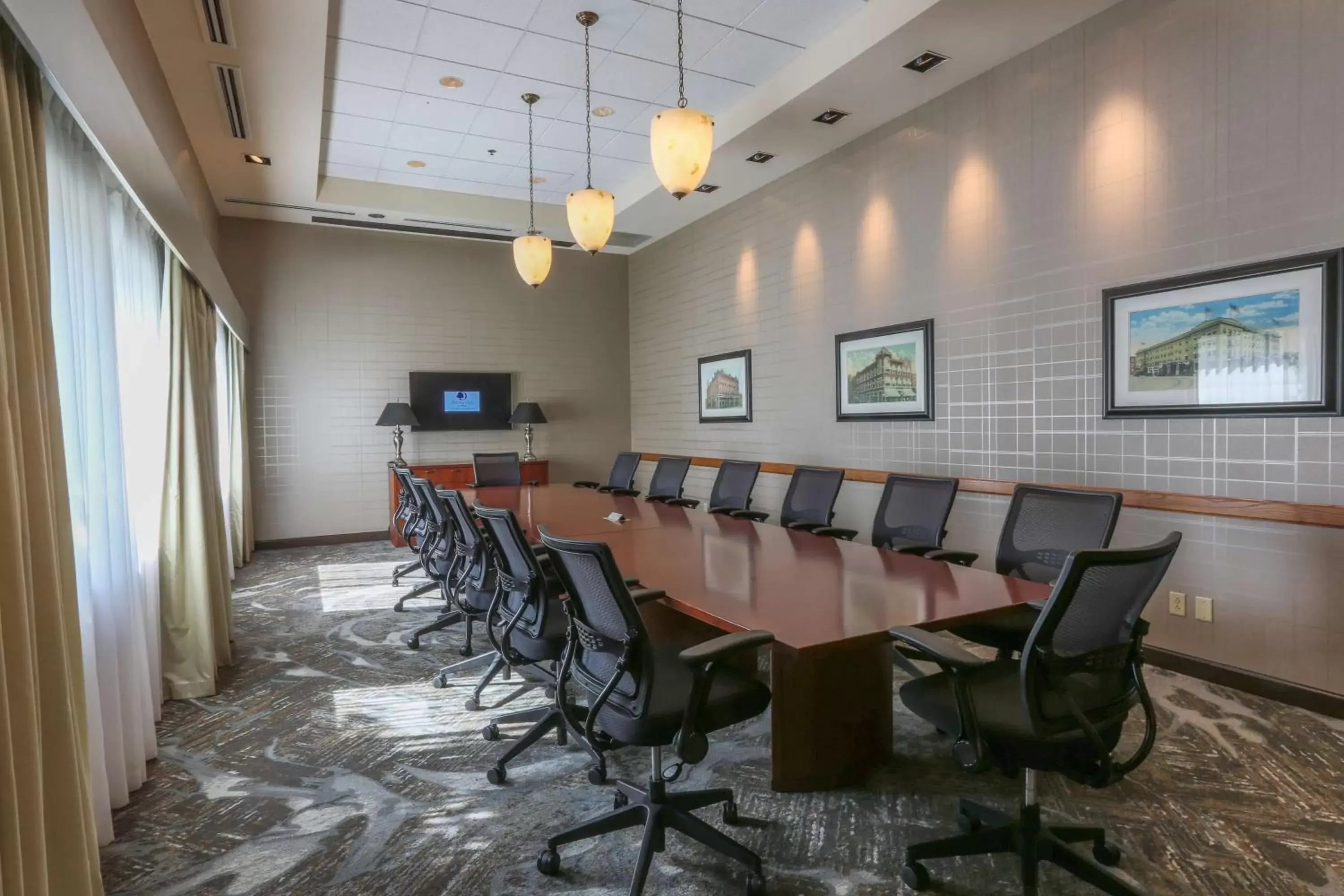 Meeting/conference room in DoubleTree by Hilton Bay City - Riverfront