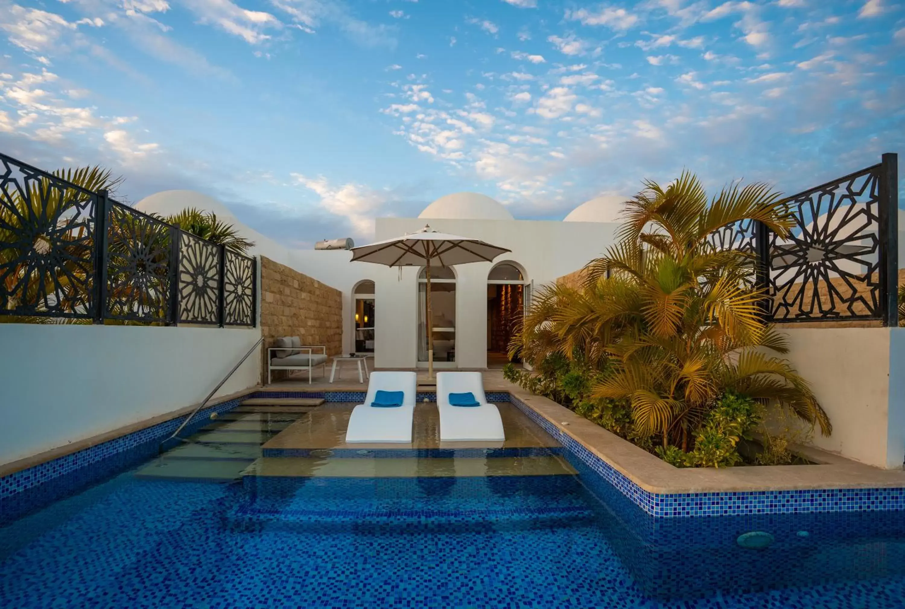 Swimming pool in Fort Arabesque Resort, Spa & Villas