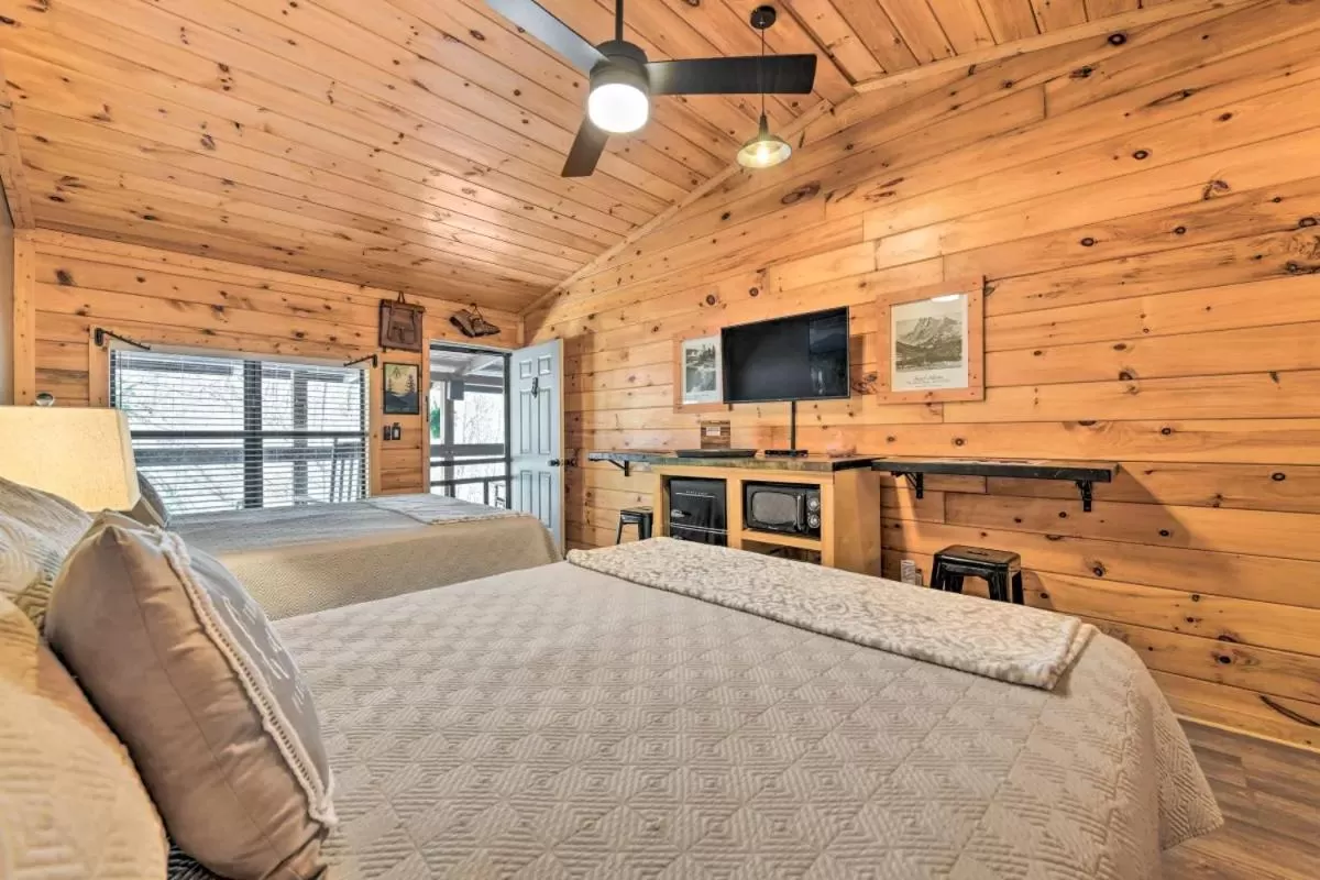 The Lodge Nantahala River