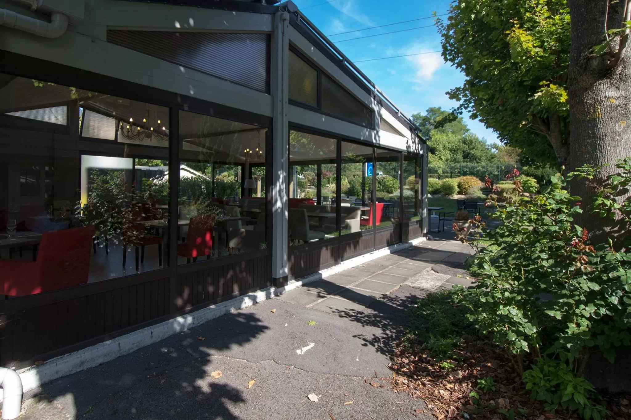 Property building in Campanile Reims Sud Bezannes