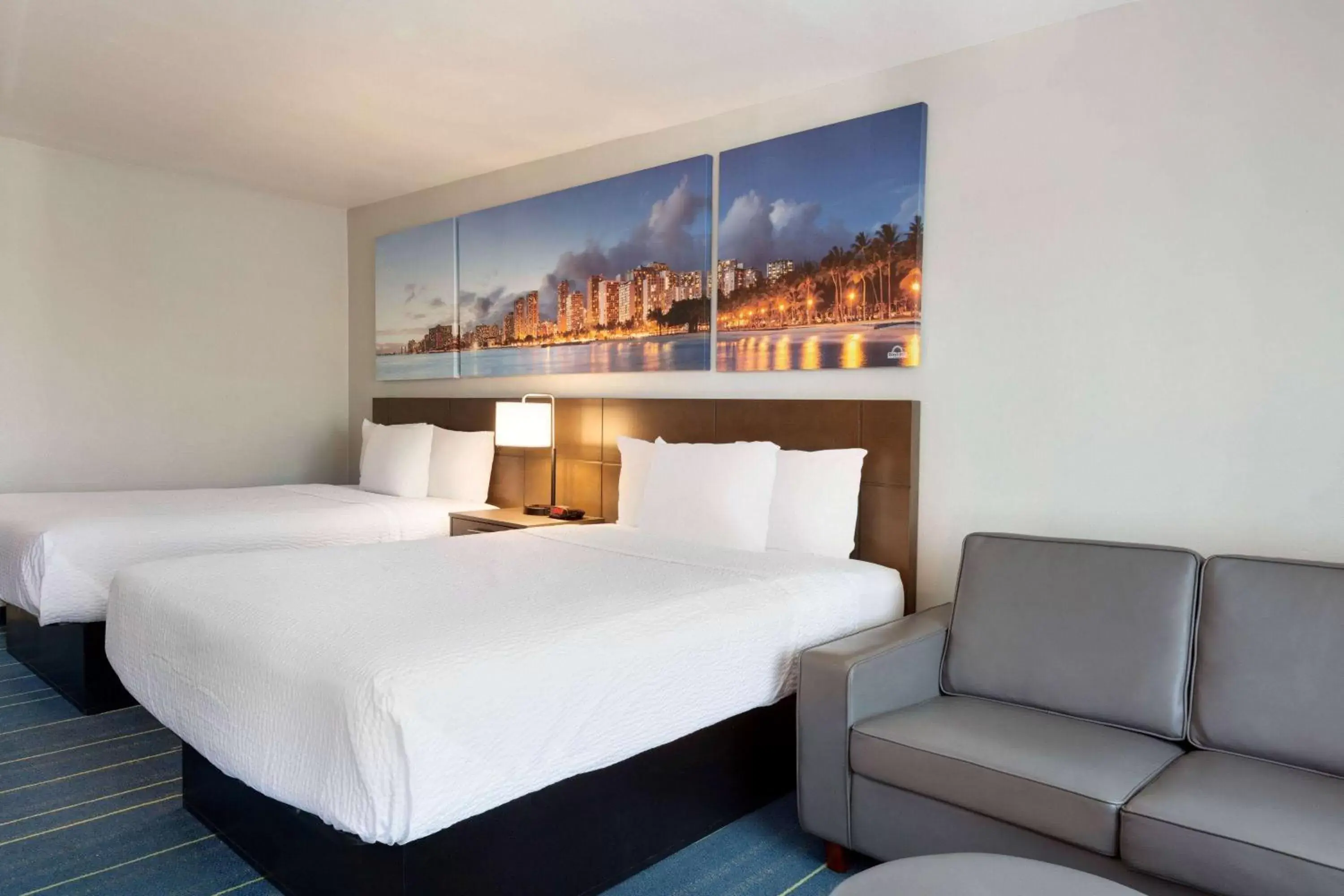 Photo of the whole room, Bed in Days Inn & Suites by Wyndham Anaheim At Disneyland Park