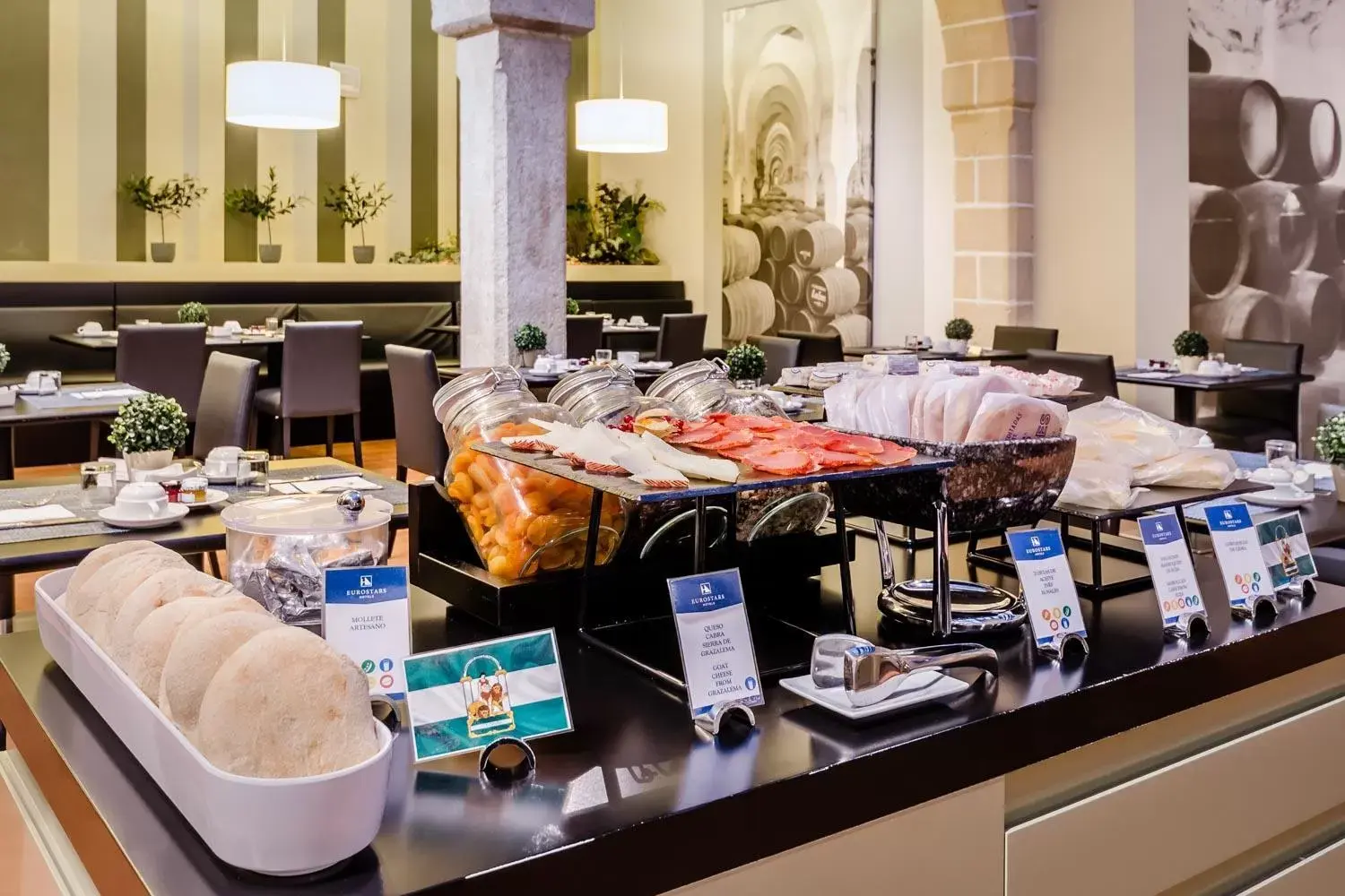 Buffet breakfast, Restaurant/Places to Eat in Eurostars Asta Regia Jerez