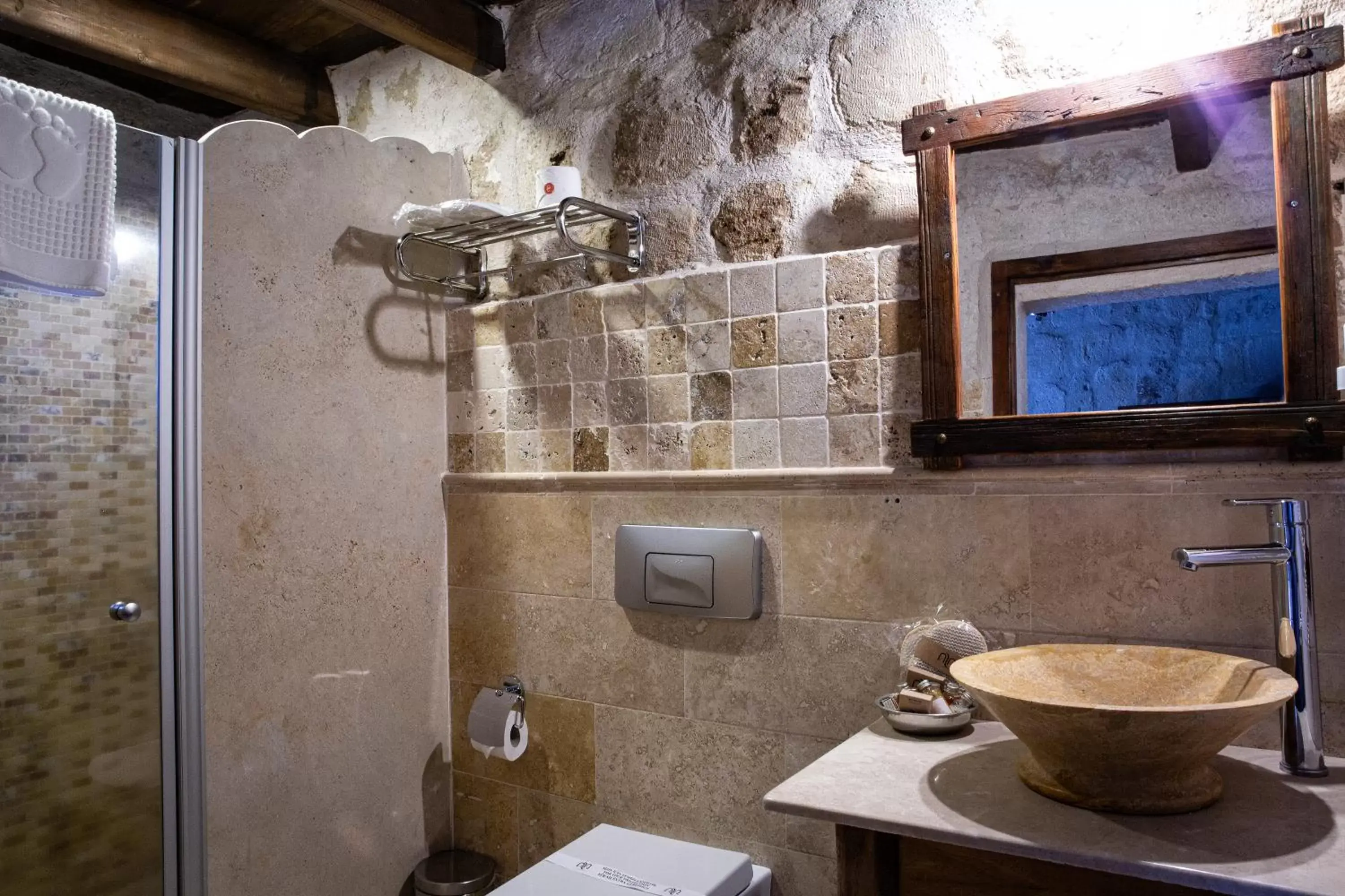 Bathroom in Aza Cave Cappadocia