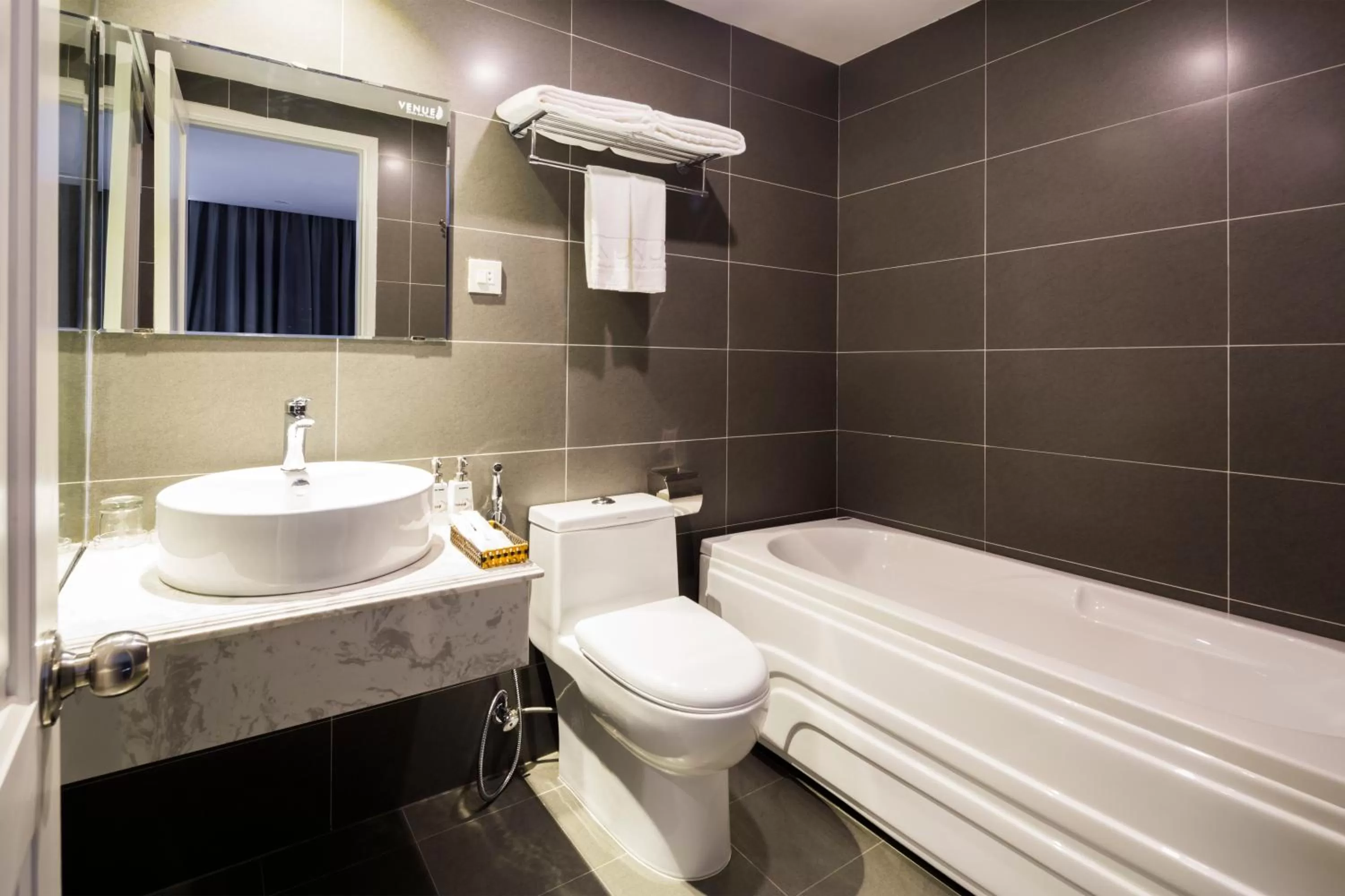 Bathroom in Venue Hotel Nha Trang Beach