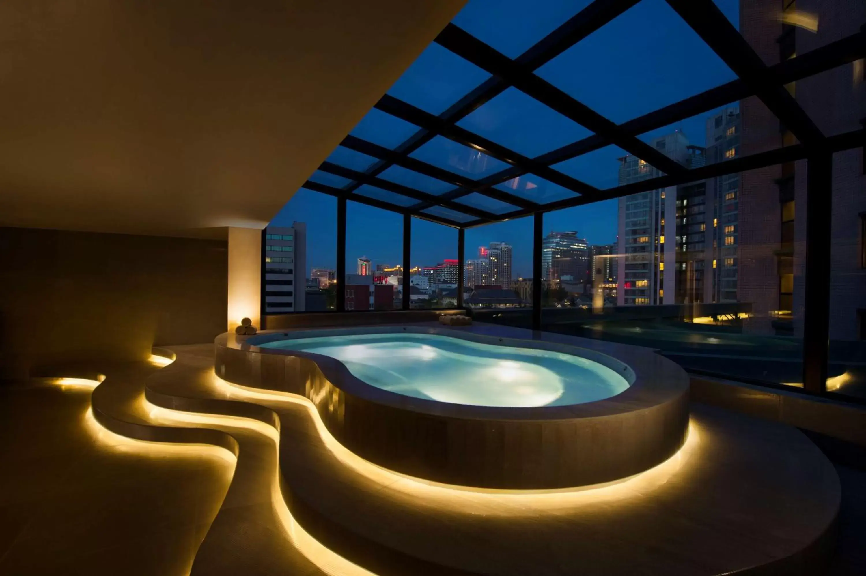 Sports, Swimming Pool in Hilton Beijing Hotel