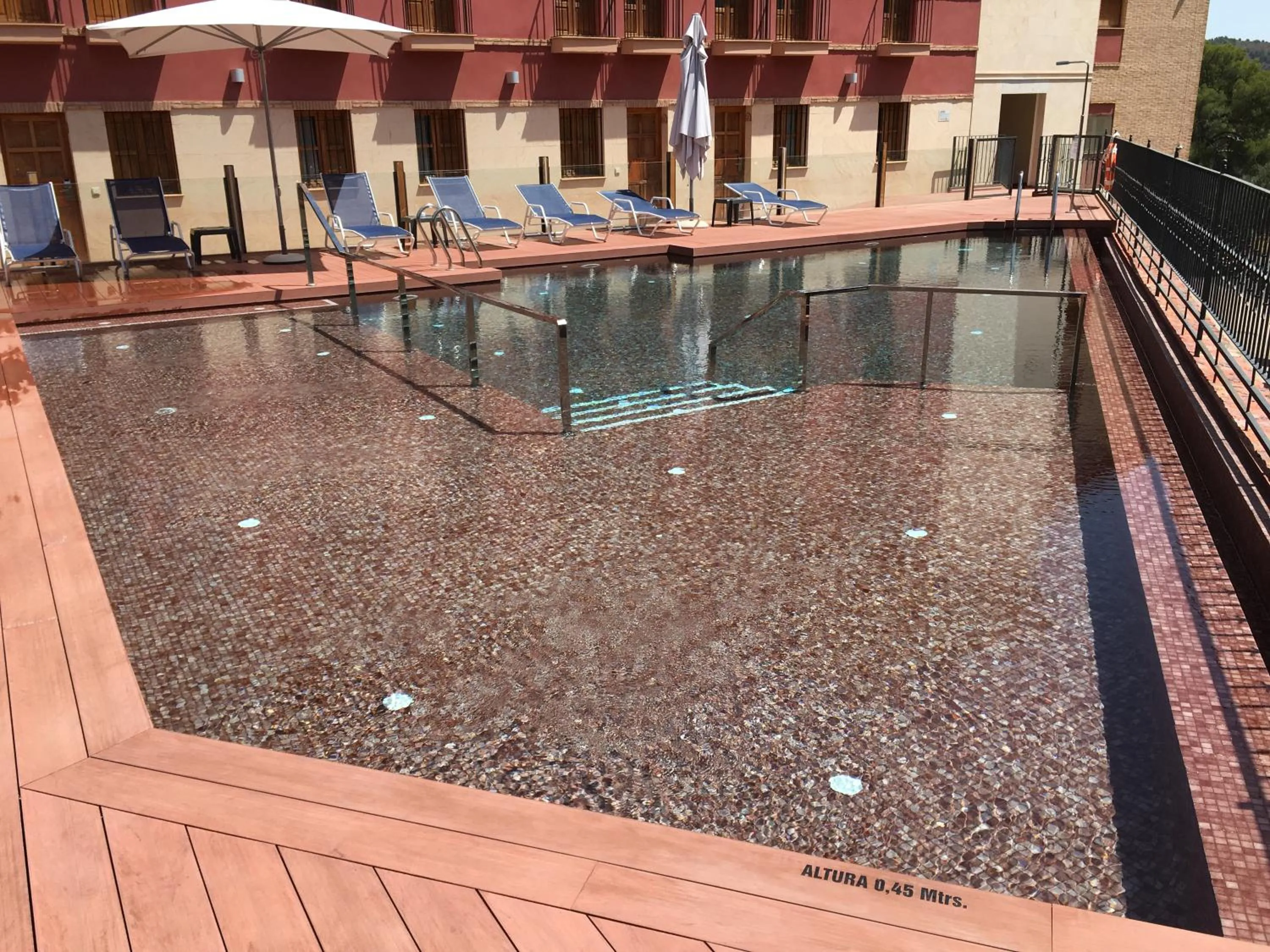 Swimming pool in Jardines de La Santa