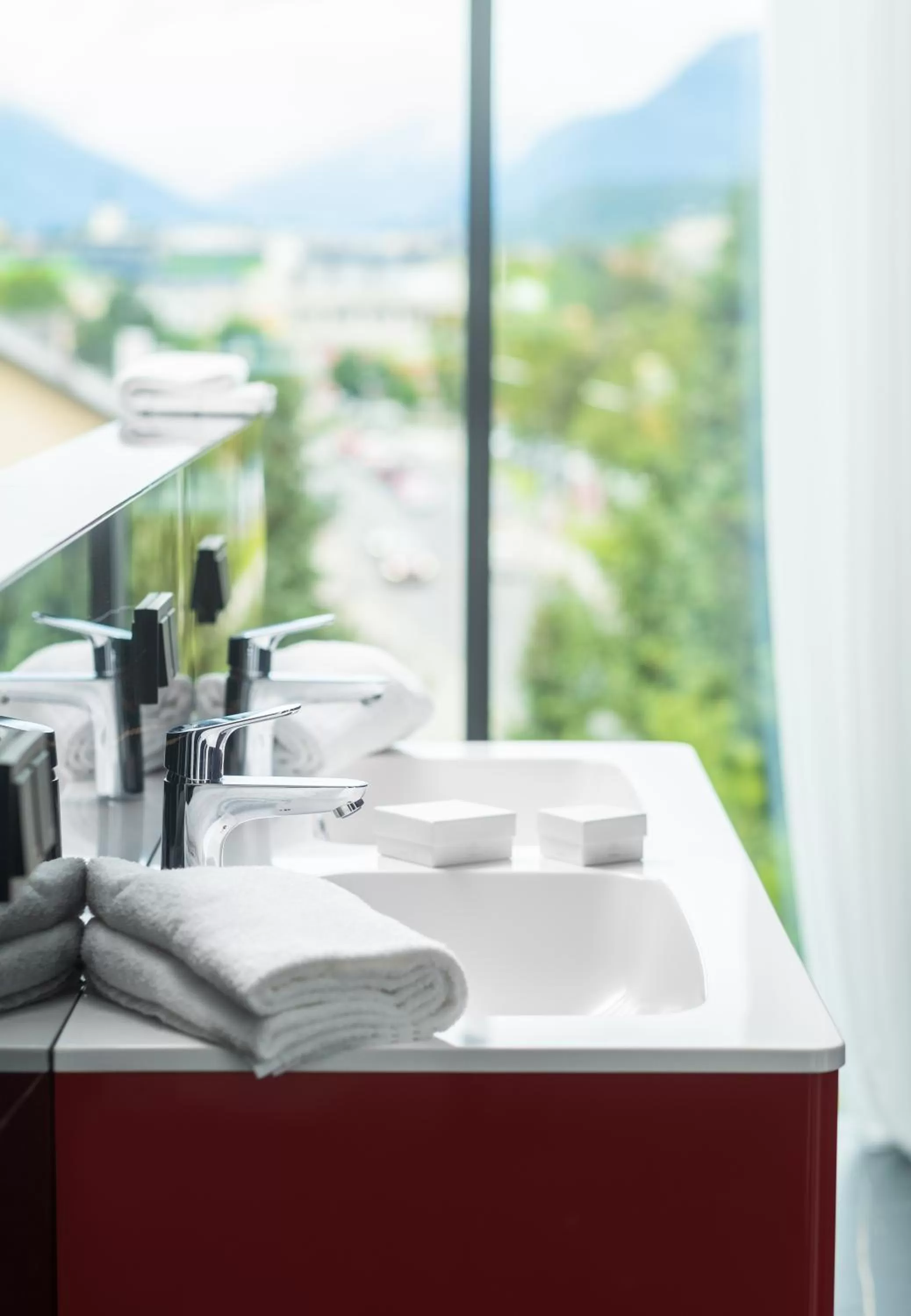 Bathroom in On The Way 24 - Sauna & Golfsimulator inklusive