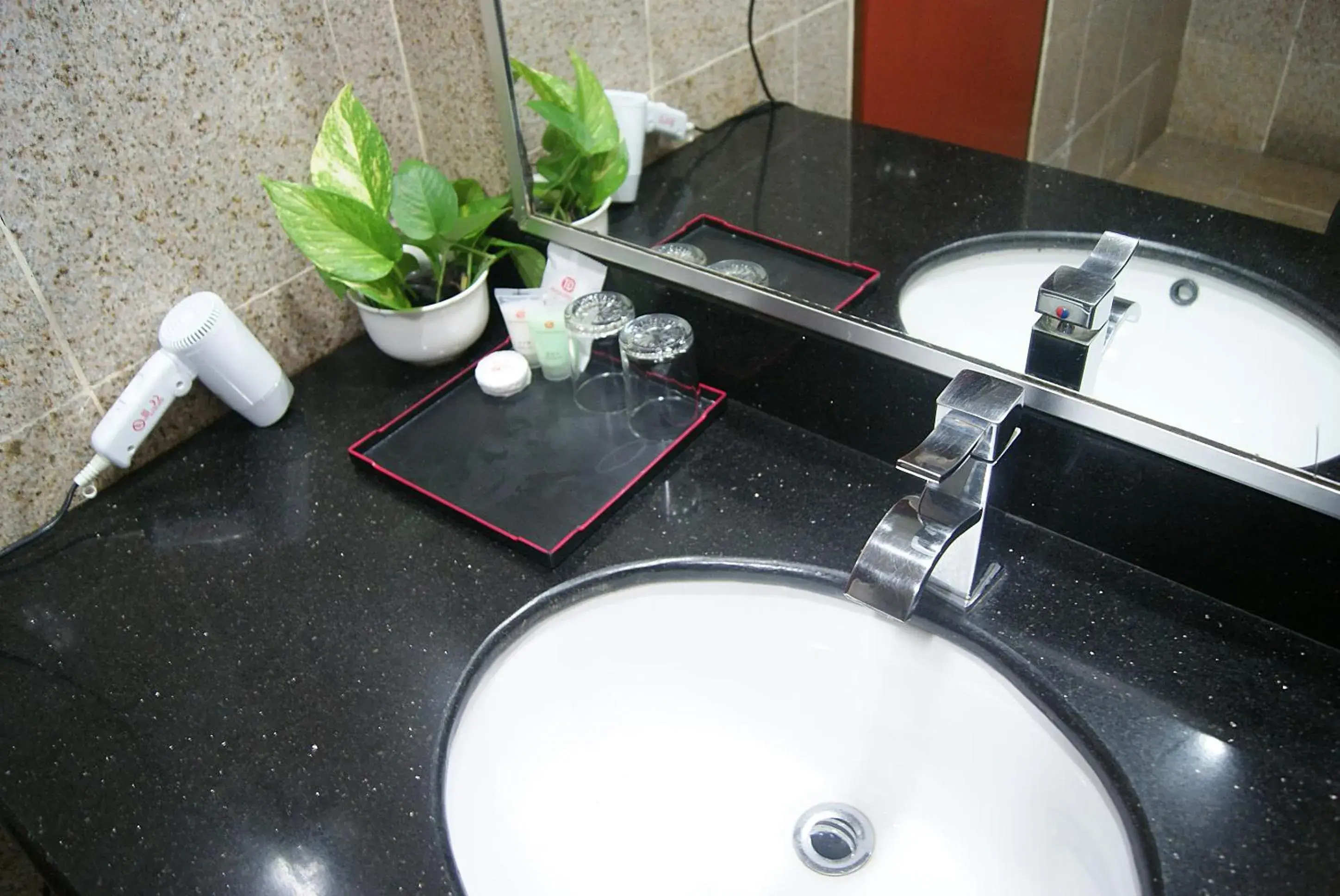 Bathroom in Tang Dynasty Bay Hotel