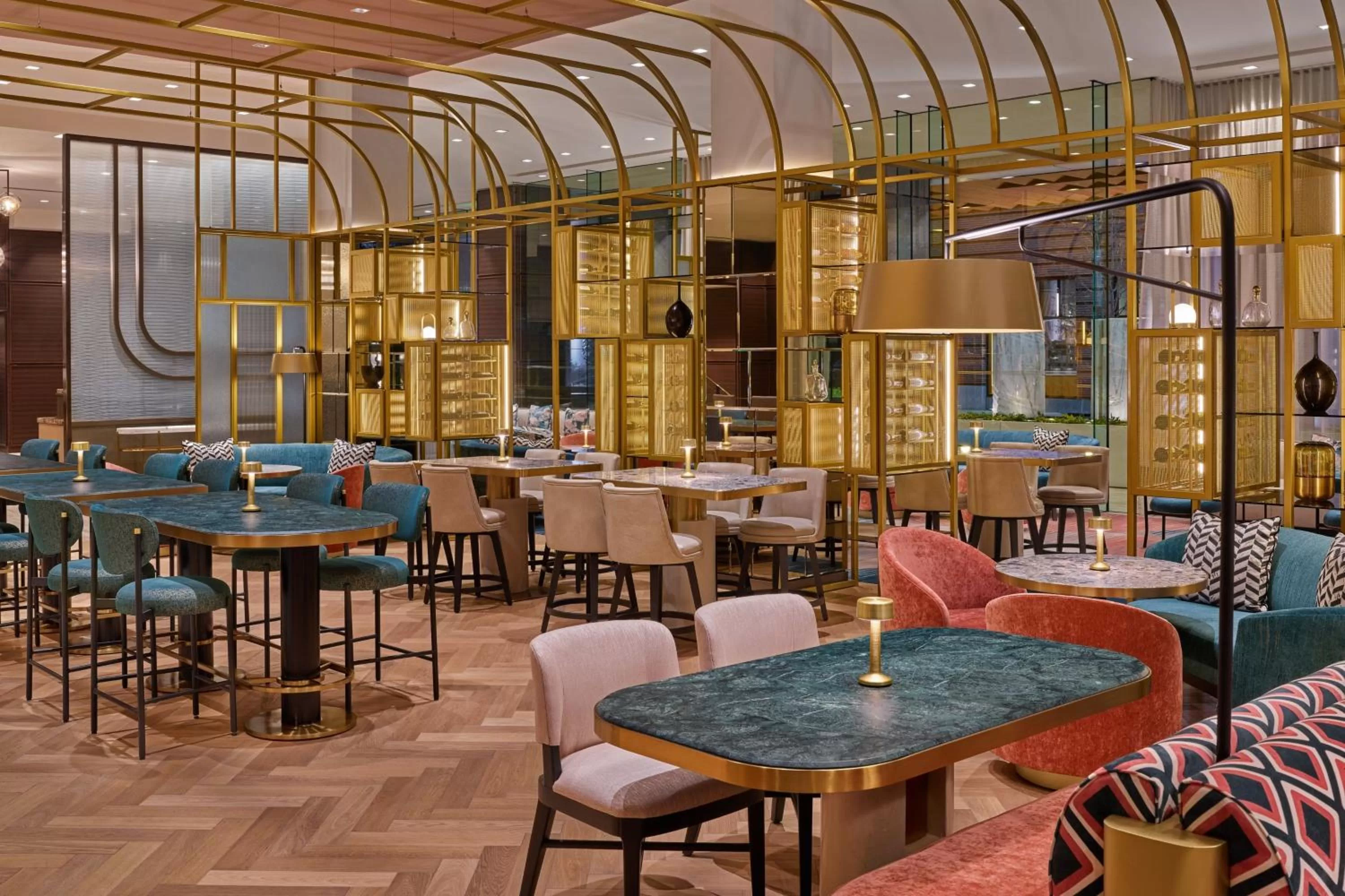 Lounge or bar in The St. Regis San Francisco