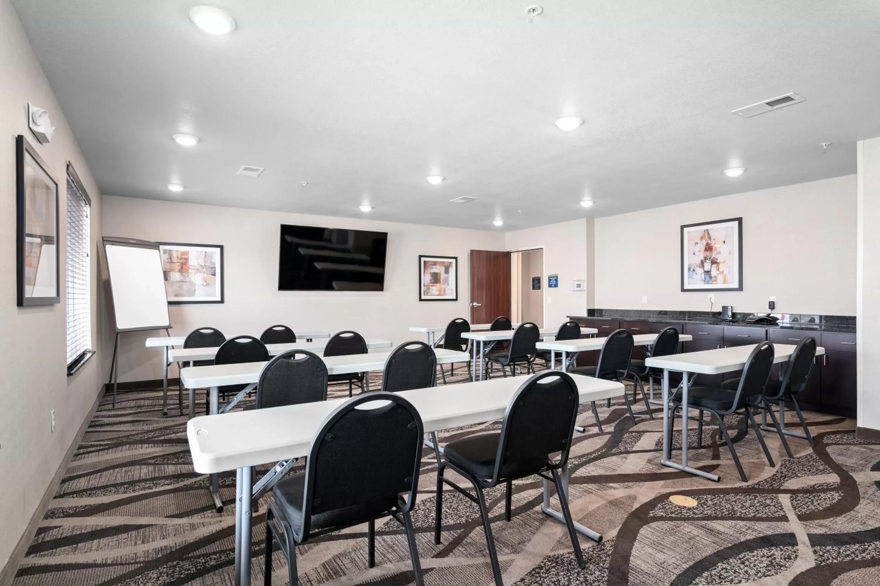 Meeting/conference room in Cobblestone Inn & Suites - Yuma