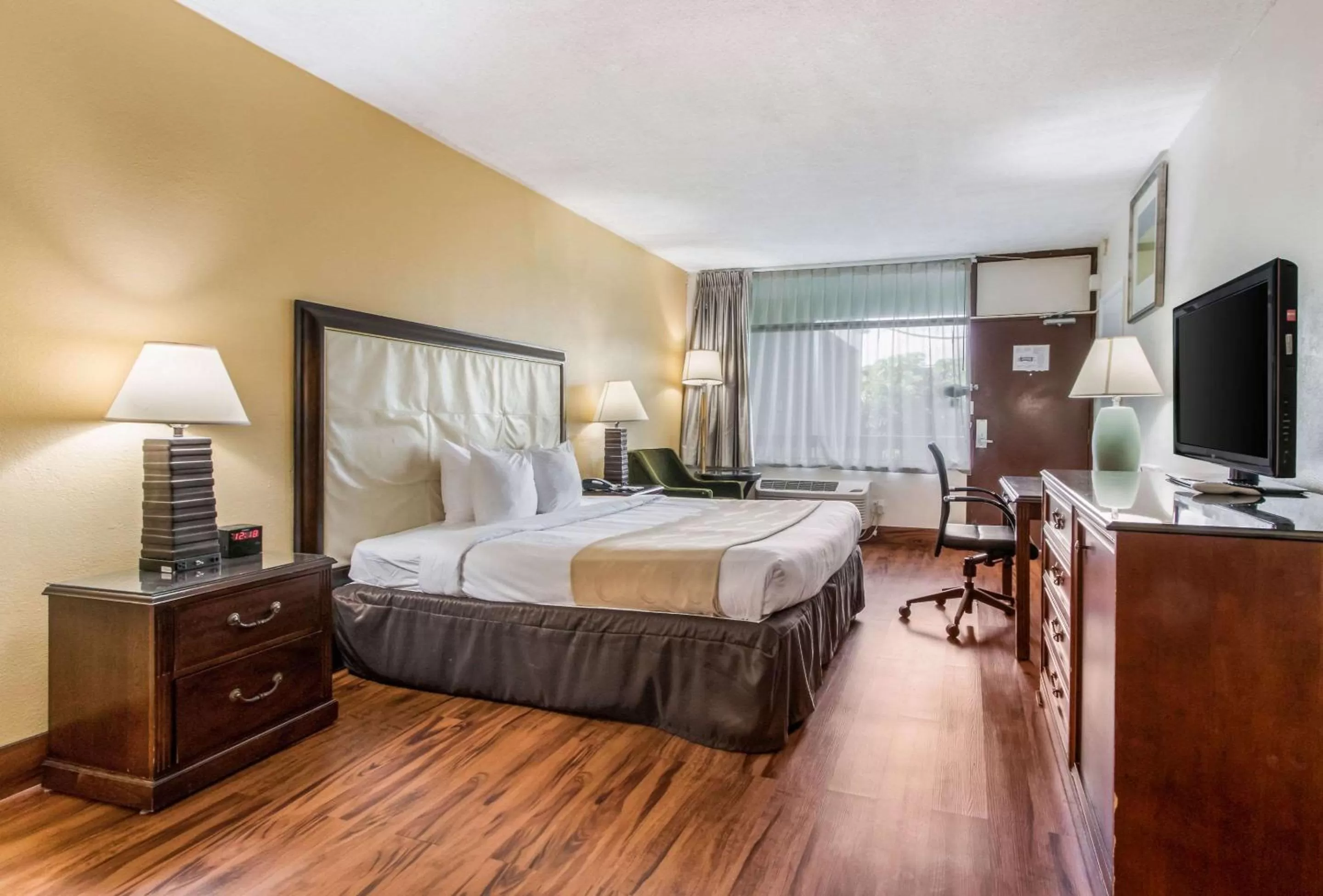 Photo of the whole room in Boca By The Sea Hotel