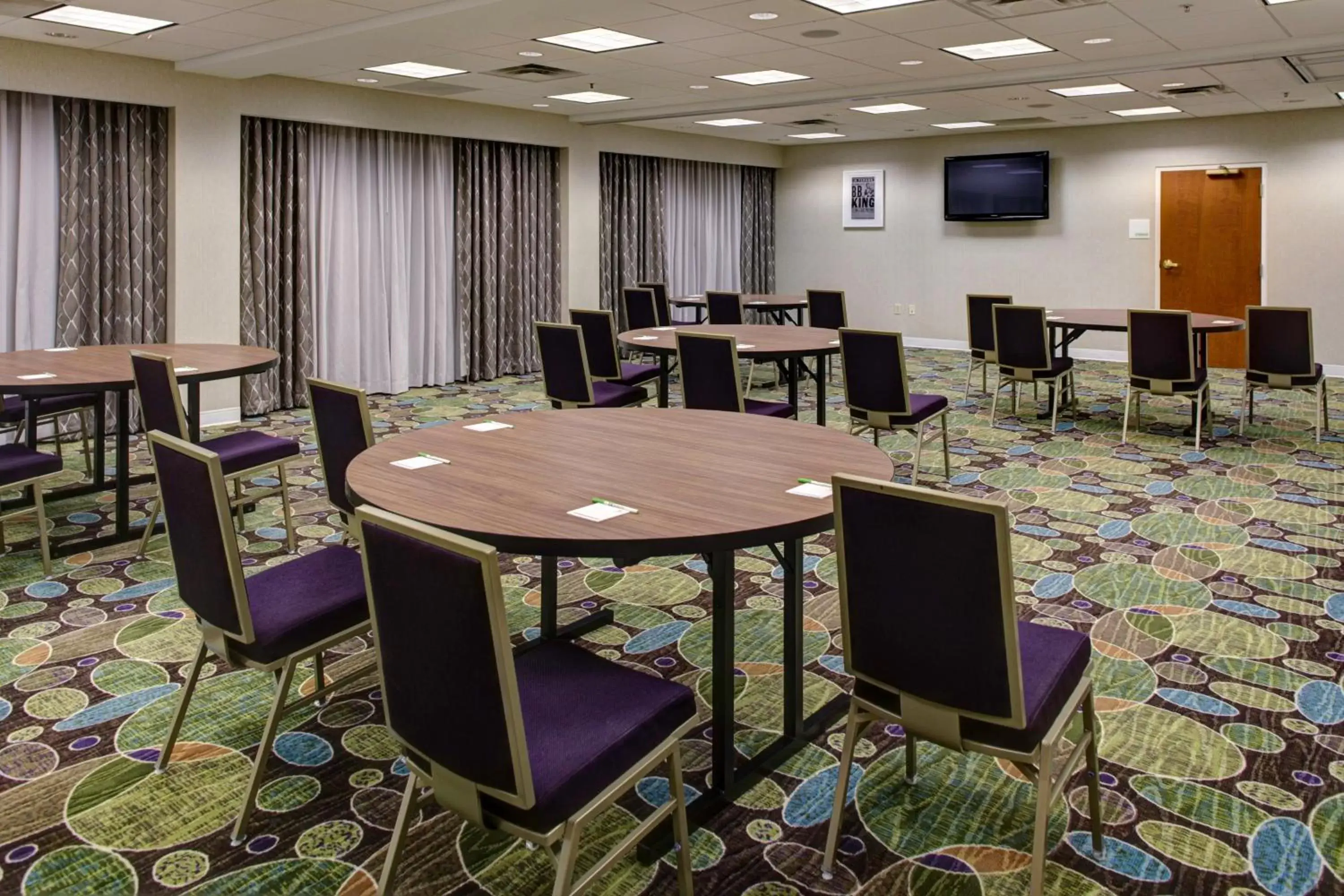 Meeting/conference room, Restaurant/Places to Eat in Holiday Inn Franklin - Cool Springs, an IHG Hotel