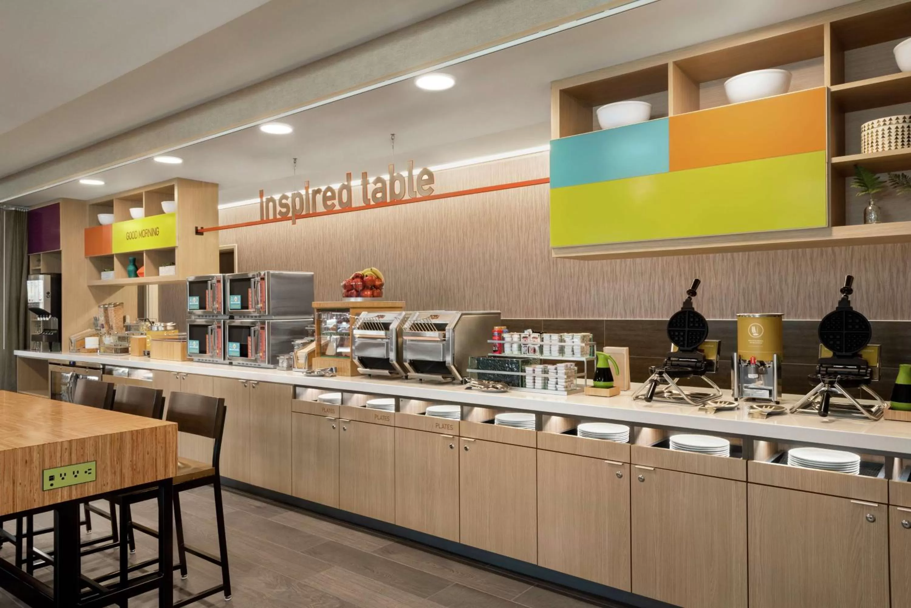 Breakfast in Home2 Suites By Hilton Madison Central Alliant Energy Center