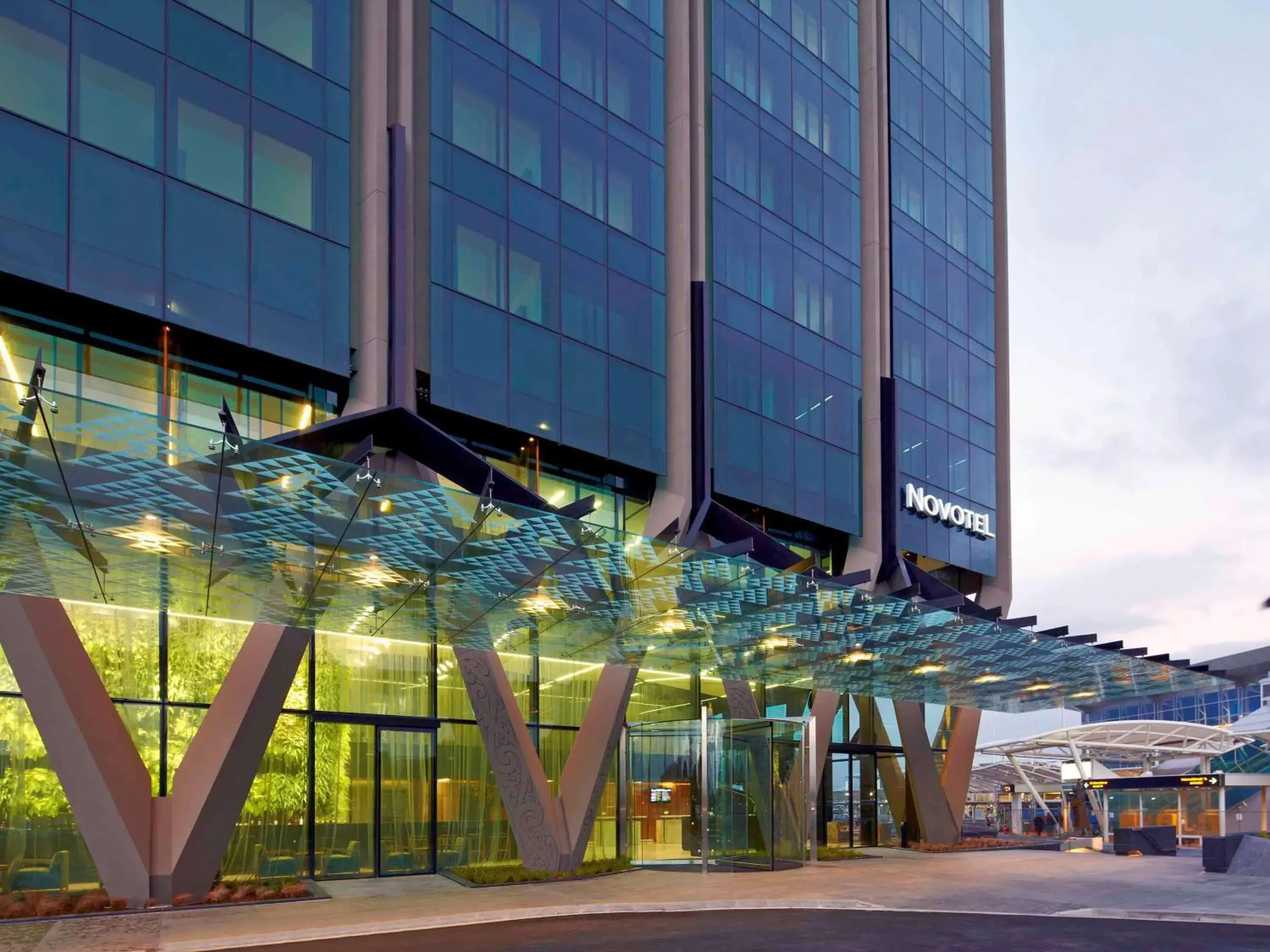 Property Building in Novotel Auckland Airport