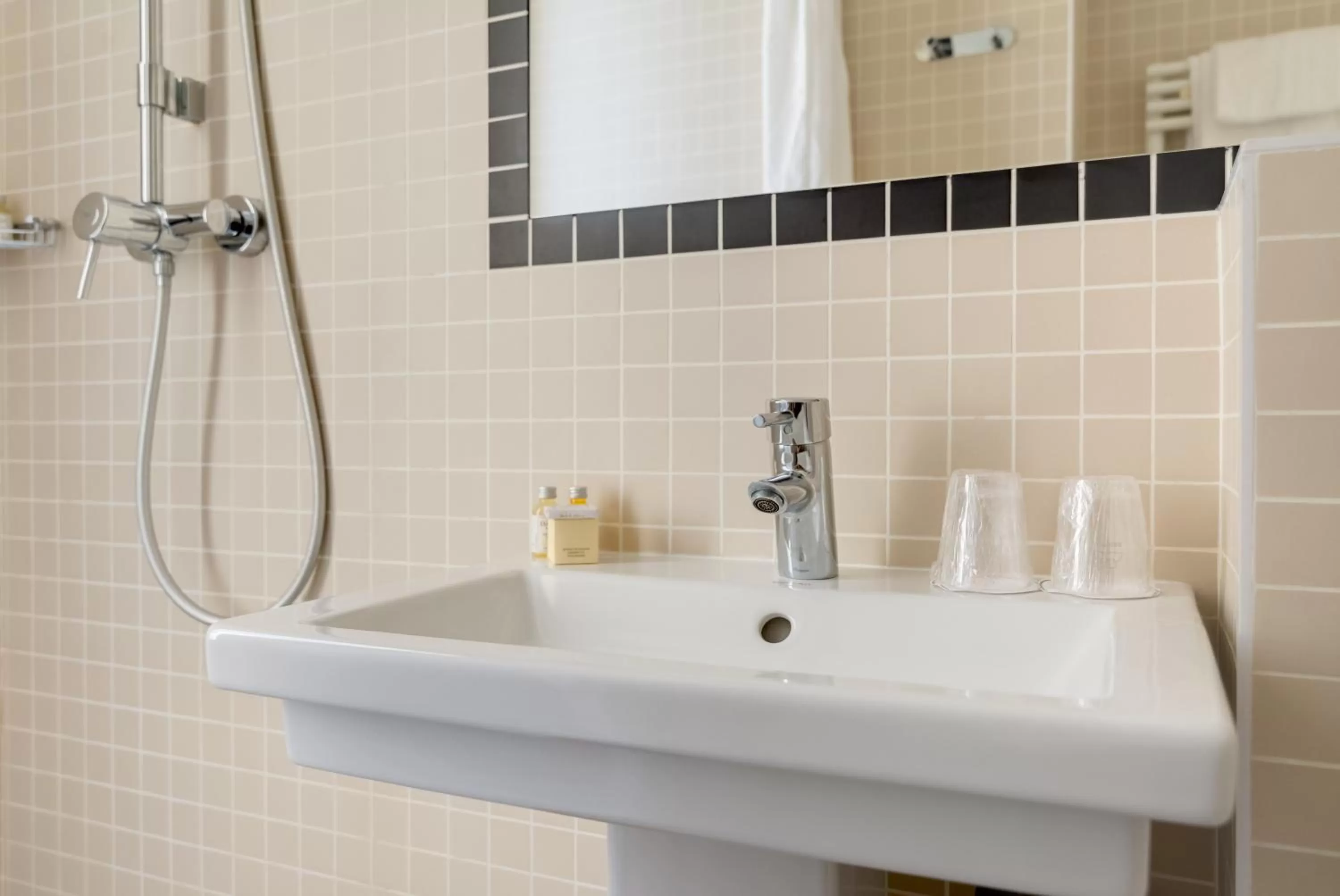 Bathroom in Hotel Palm - Astotel