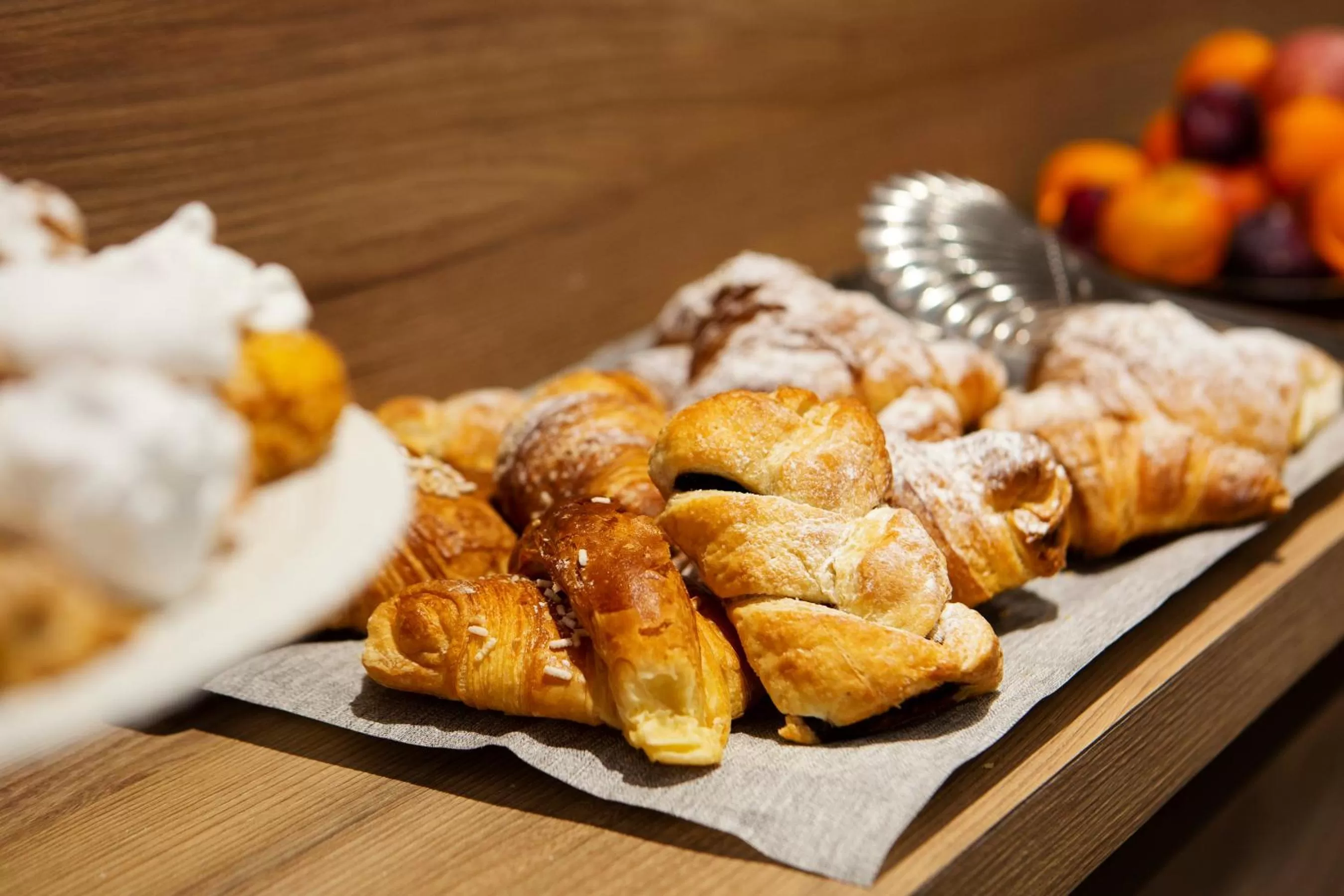 Food and drinks in Hotel Garden