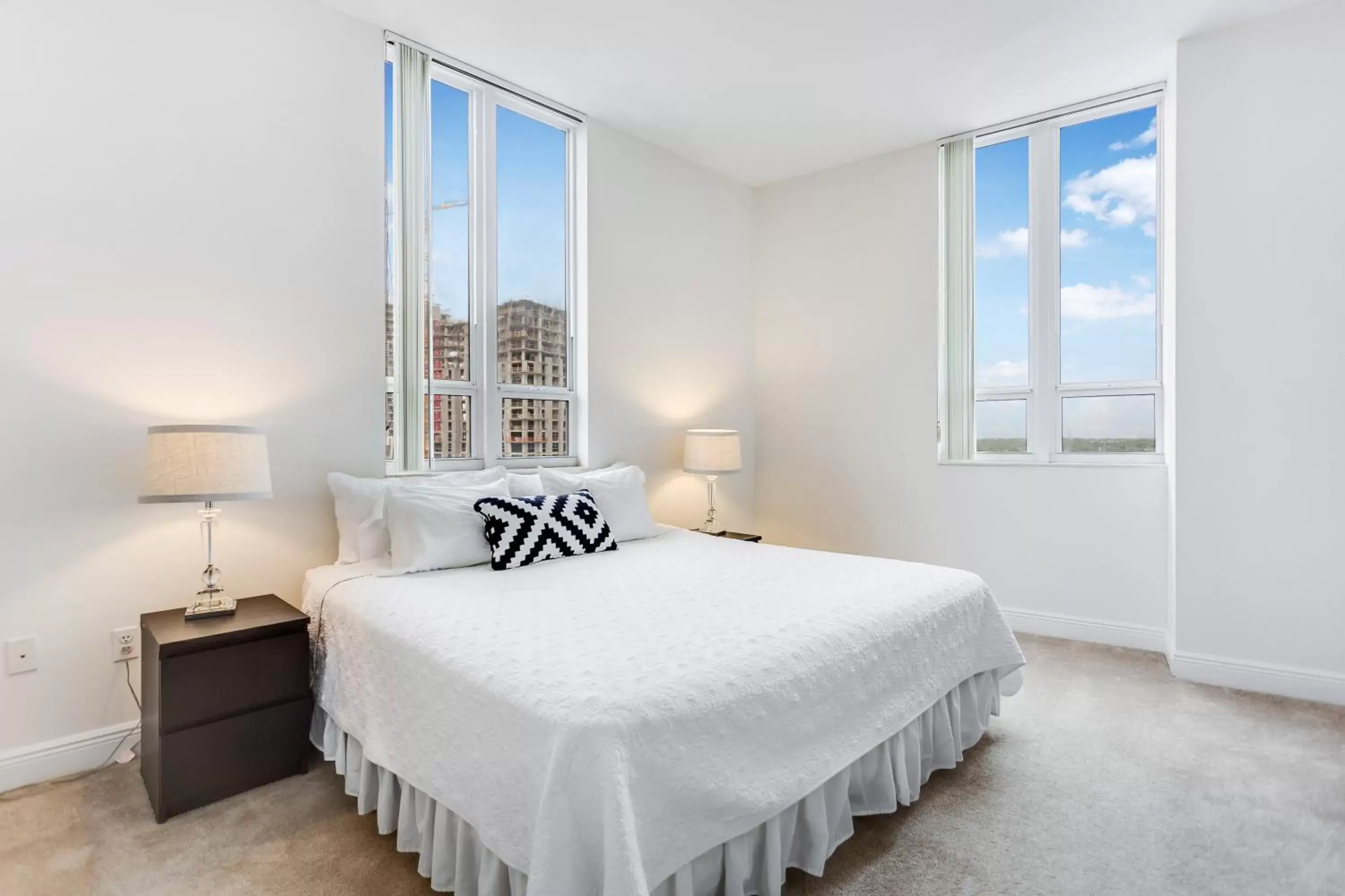 Bedroom, Bed in Dadeland Towers by Miami Vacations