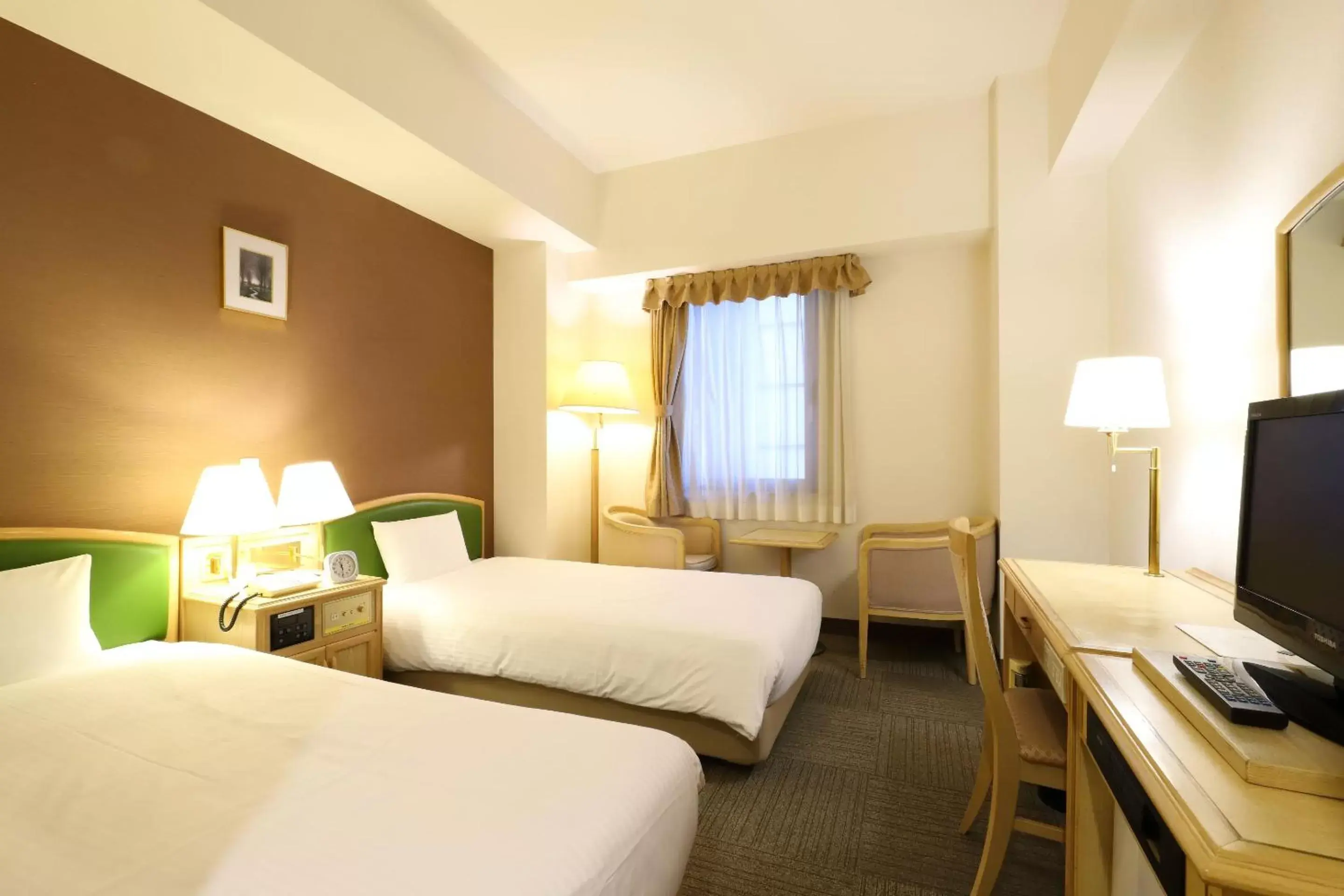 Bed in Smile Hotel Nagoya Shinkansenguchi Bed in Smile Hotel Nagoya Shinkansenguchi