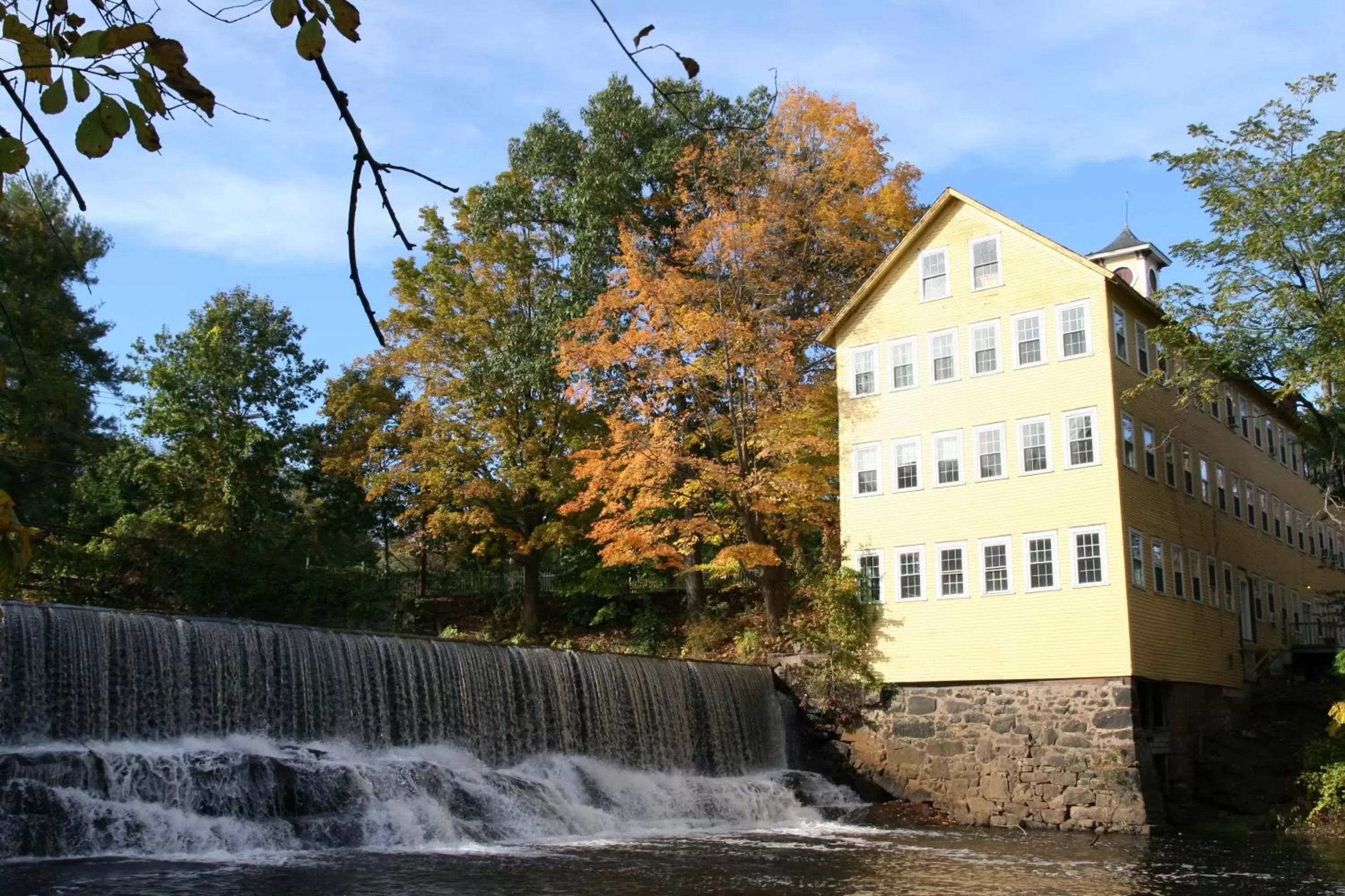 Facade/entrance, Property Building in Old Mill Inn