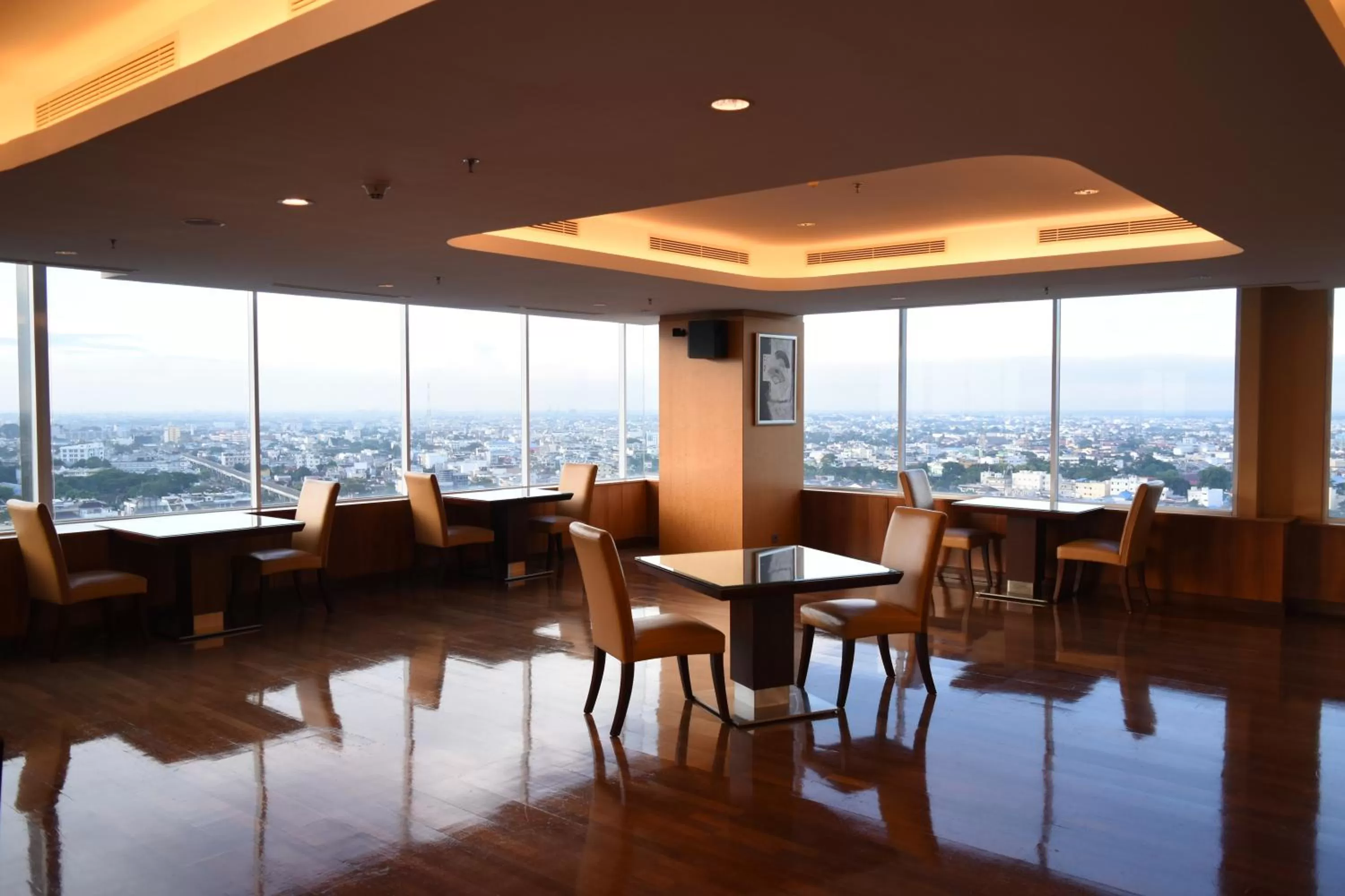 Lounge or bar in JW Marriott Hotel Medan
